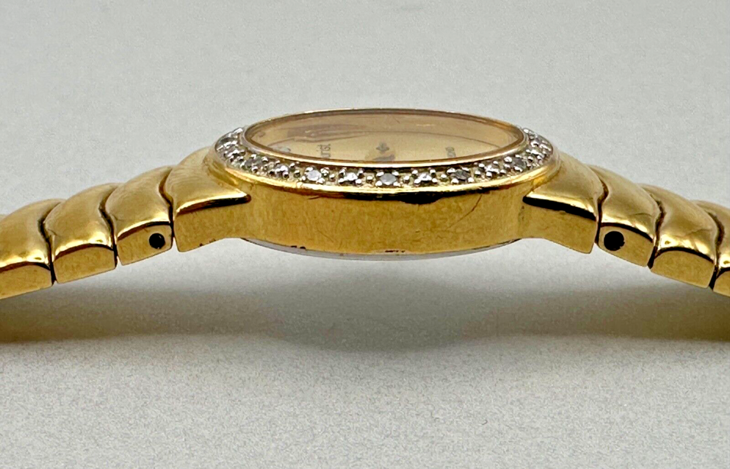 Accurist Diamond Ladies Wristwatch (Model LB 030G) for Spares or Repair