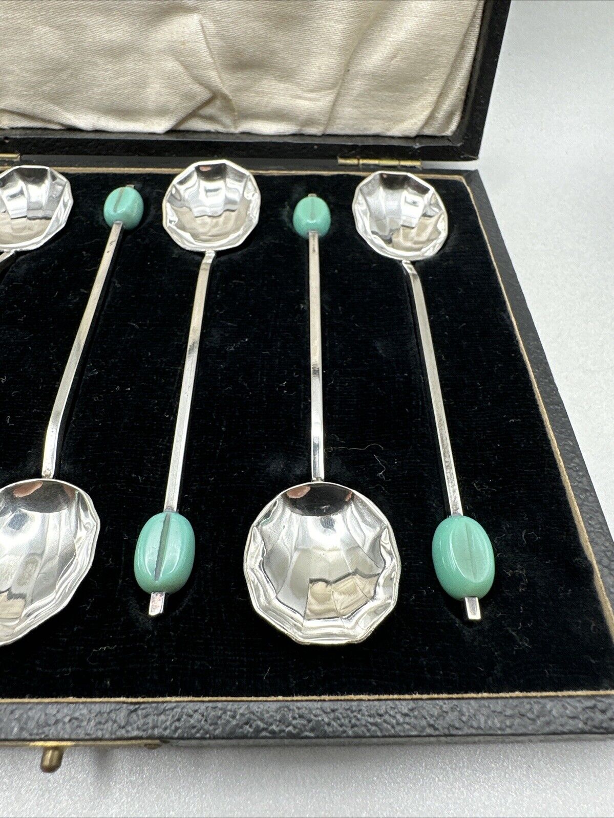 Antique Boxed Set of 6 Silver Plate Coffee Spoons