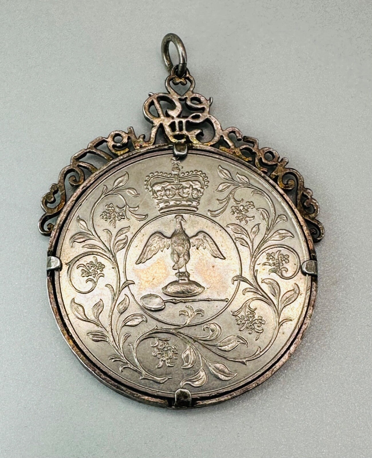 Vintage 1977 Queen Elizabeth II Silver Jubilee Coin with Silver Pendant Mount
