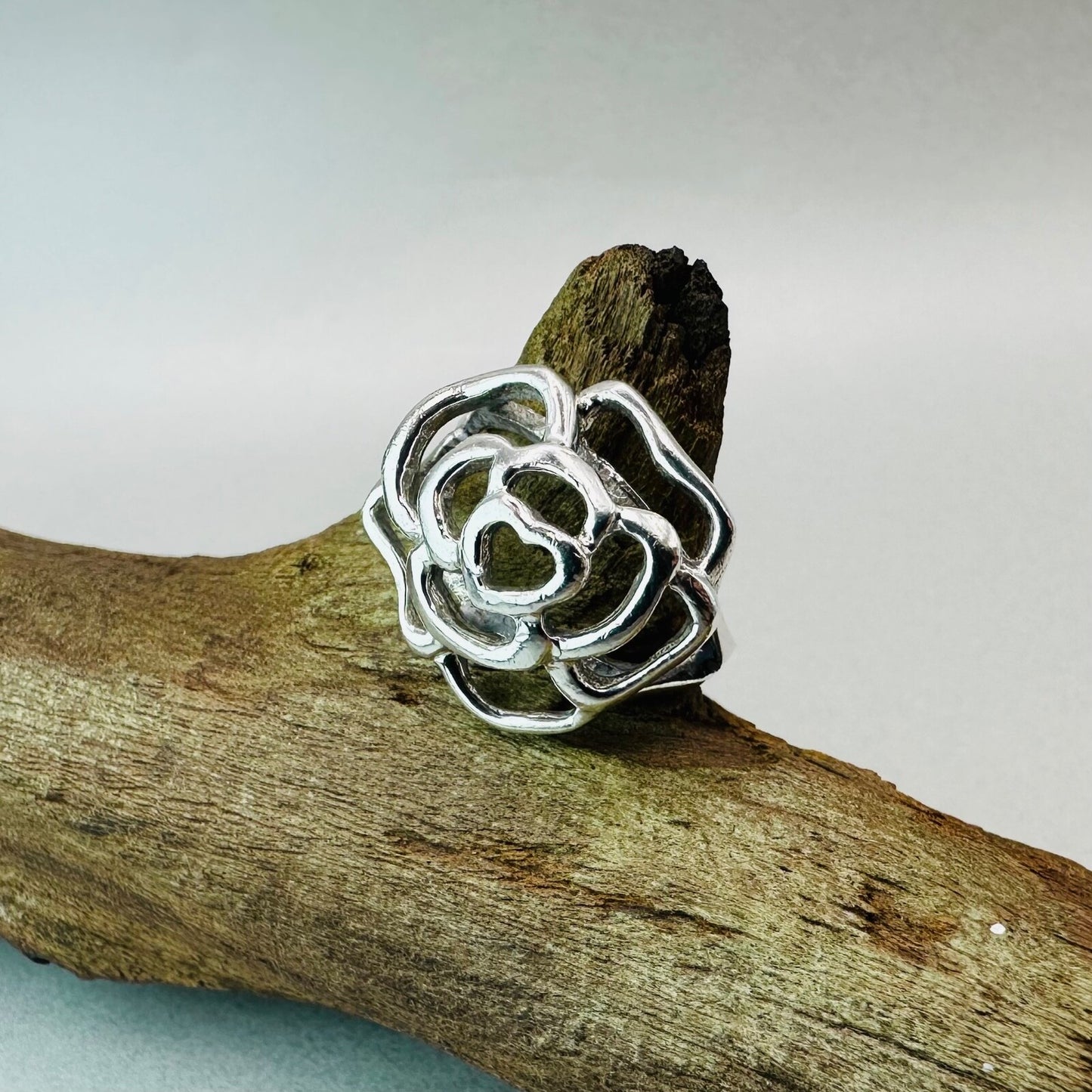 Vintage 925 Sterling Silver Rose Motif Ring - Size O