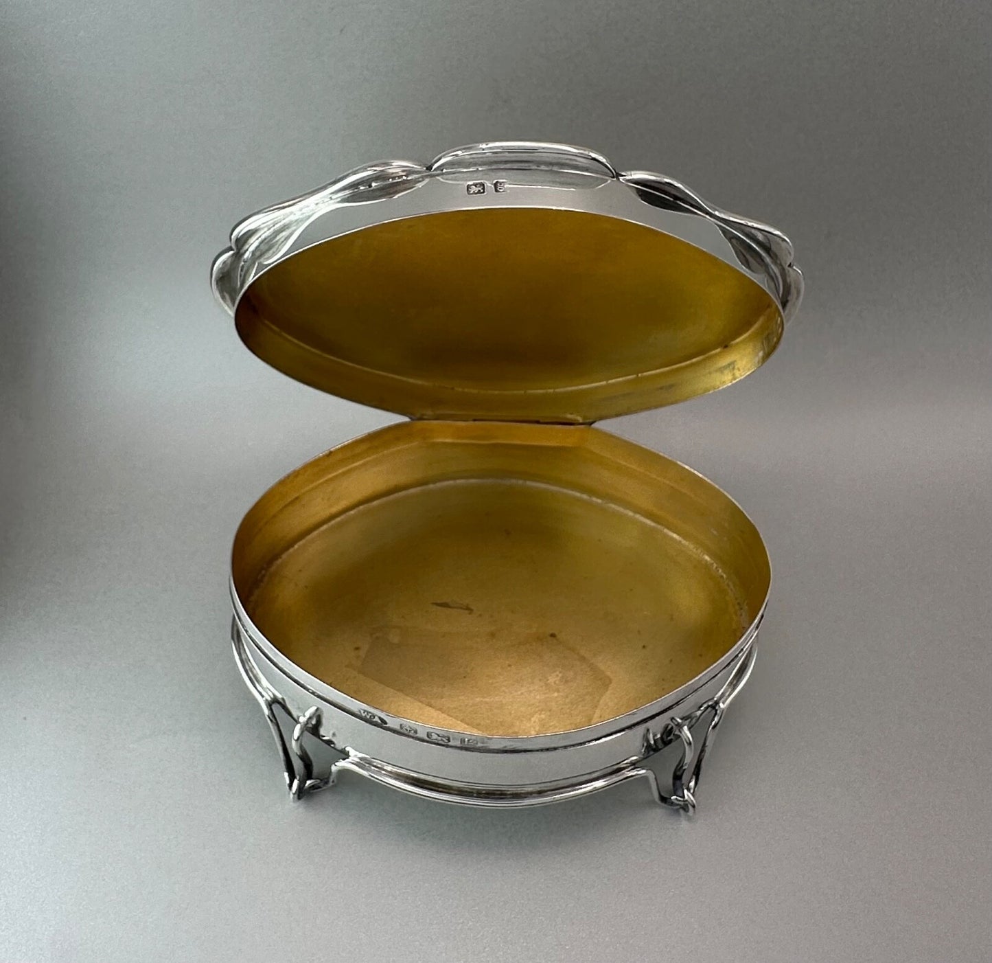 Antique Solid Silver Ring Box by William Aitken - Birmingham 1906