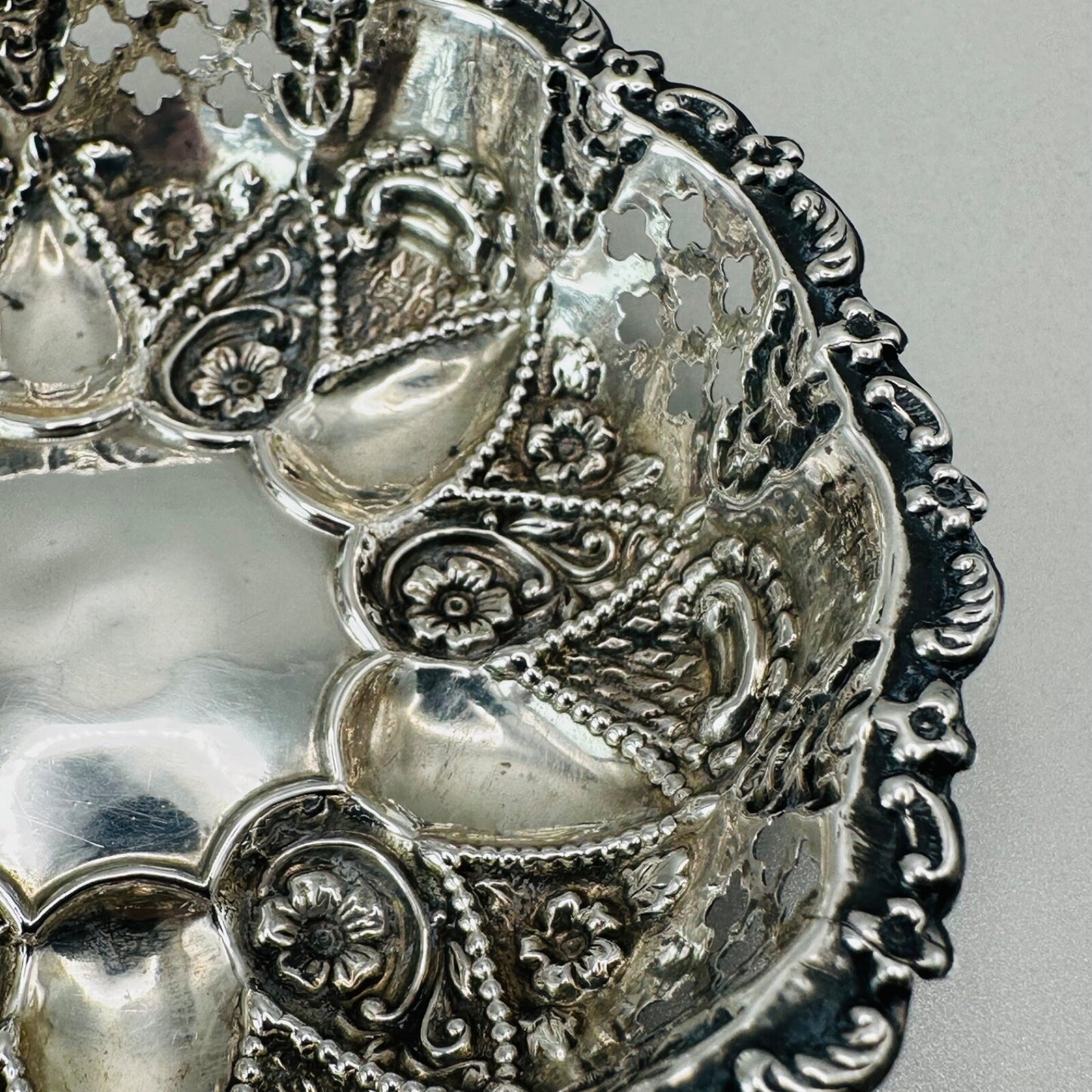Pair of Antique Silver Trinket Dishes - Birmingham 1901 by William Devenport