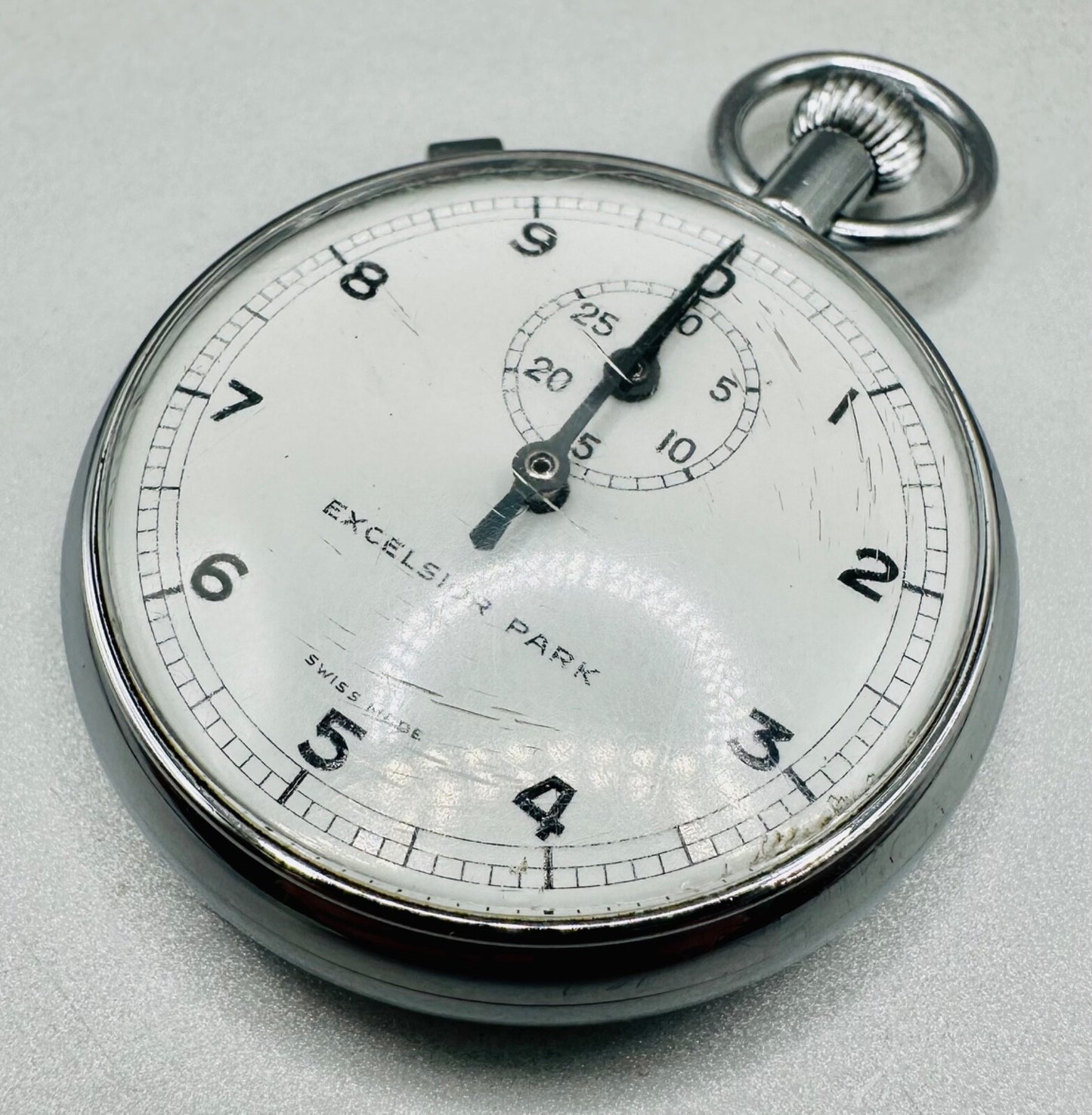 Vintage Swiss-Made Excelsior Park Stopwatch – Good Working Condition