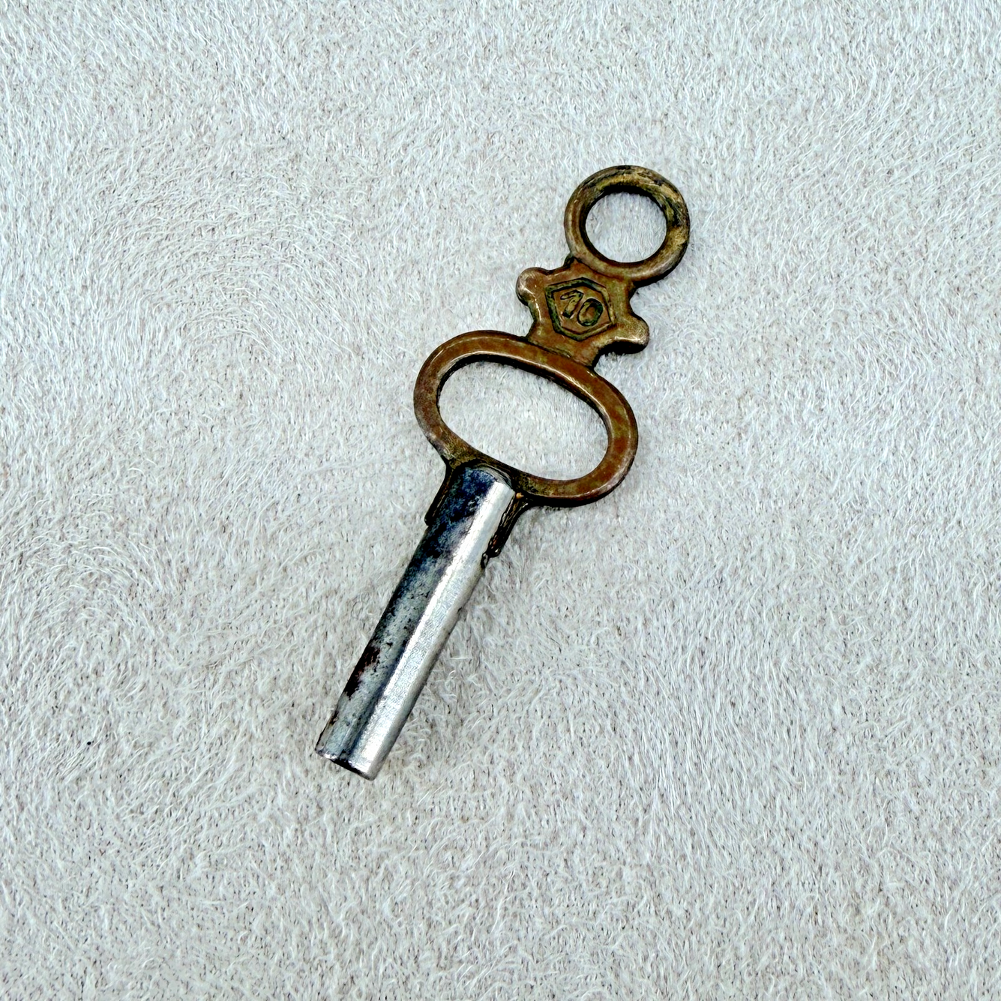 Antique Pocket Watch Winding Key – 2mm Square – c.19th Century