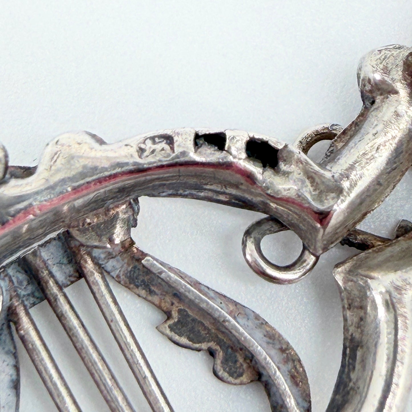 Antique Sterling Silver Lyre Brooch with Gilt Detail – c.19th Century