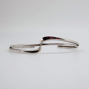 Gerald Owen Sterling Silver Bangle – Modernist Twist Design