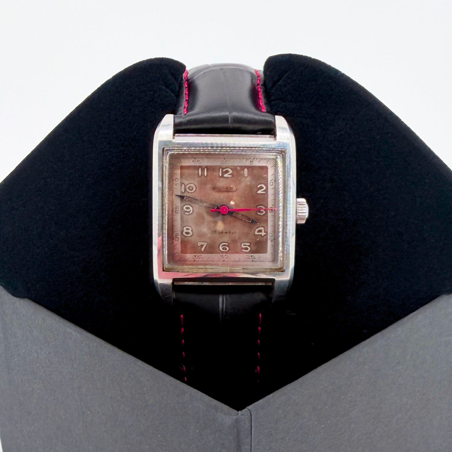 Vintage Rotary Wristwatch – 17 Jewels – Cal. 670 – c.1940s/50s