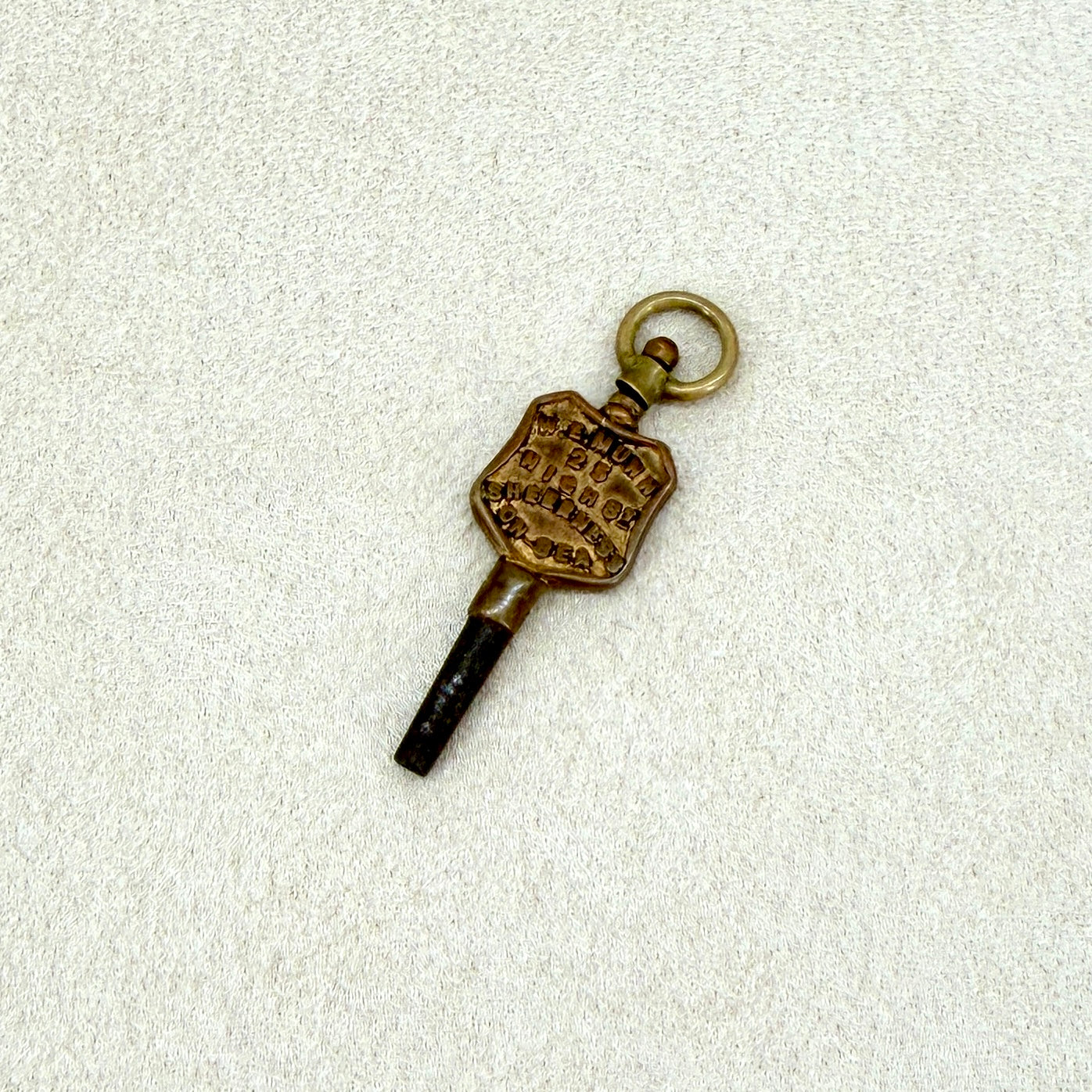 Antique Advertising Pocket Watch Winding Key – W E Munn – 1.5mm