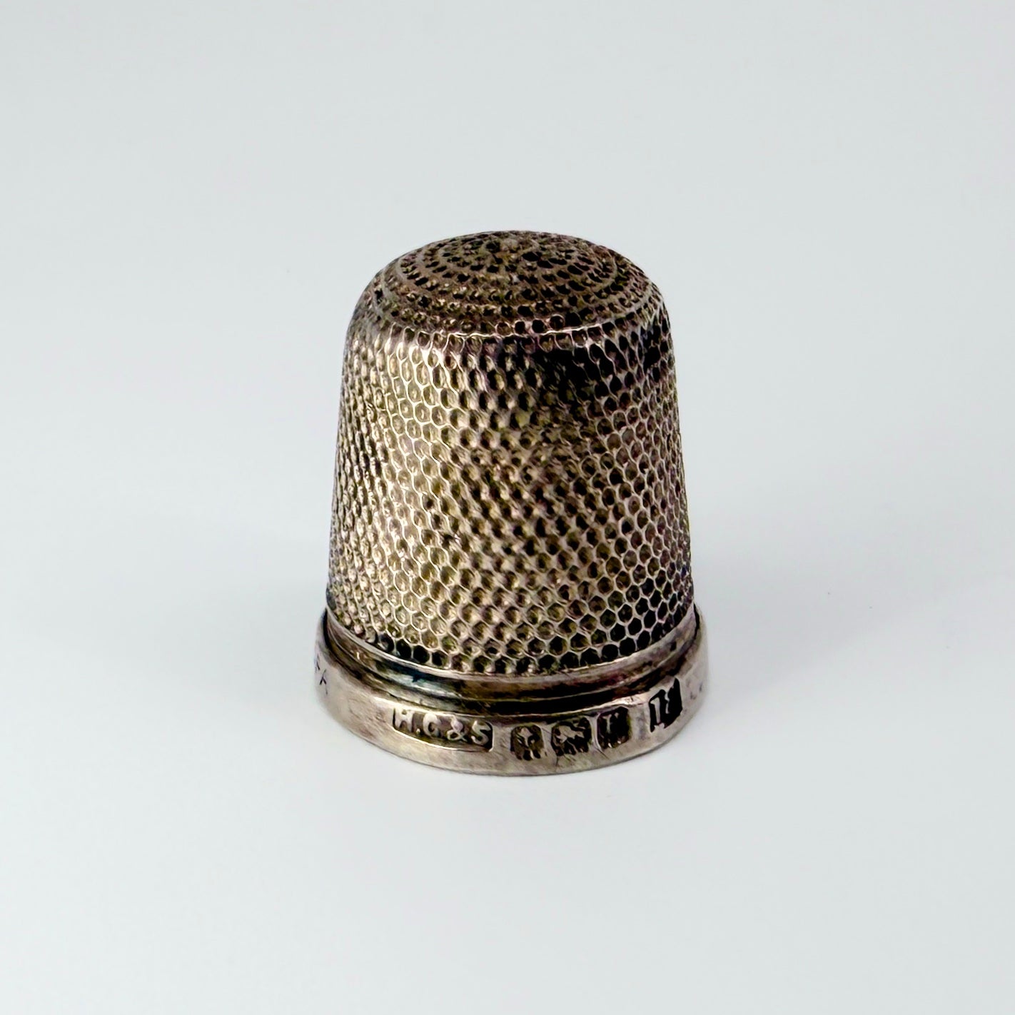 Antique Sterling Silver Thimble – "THE SPA" – H.G. & S.