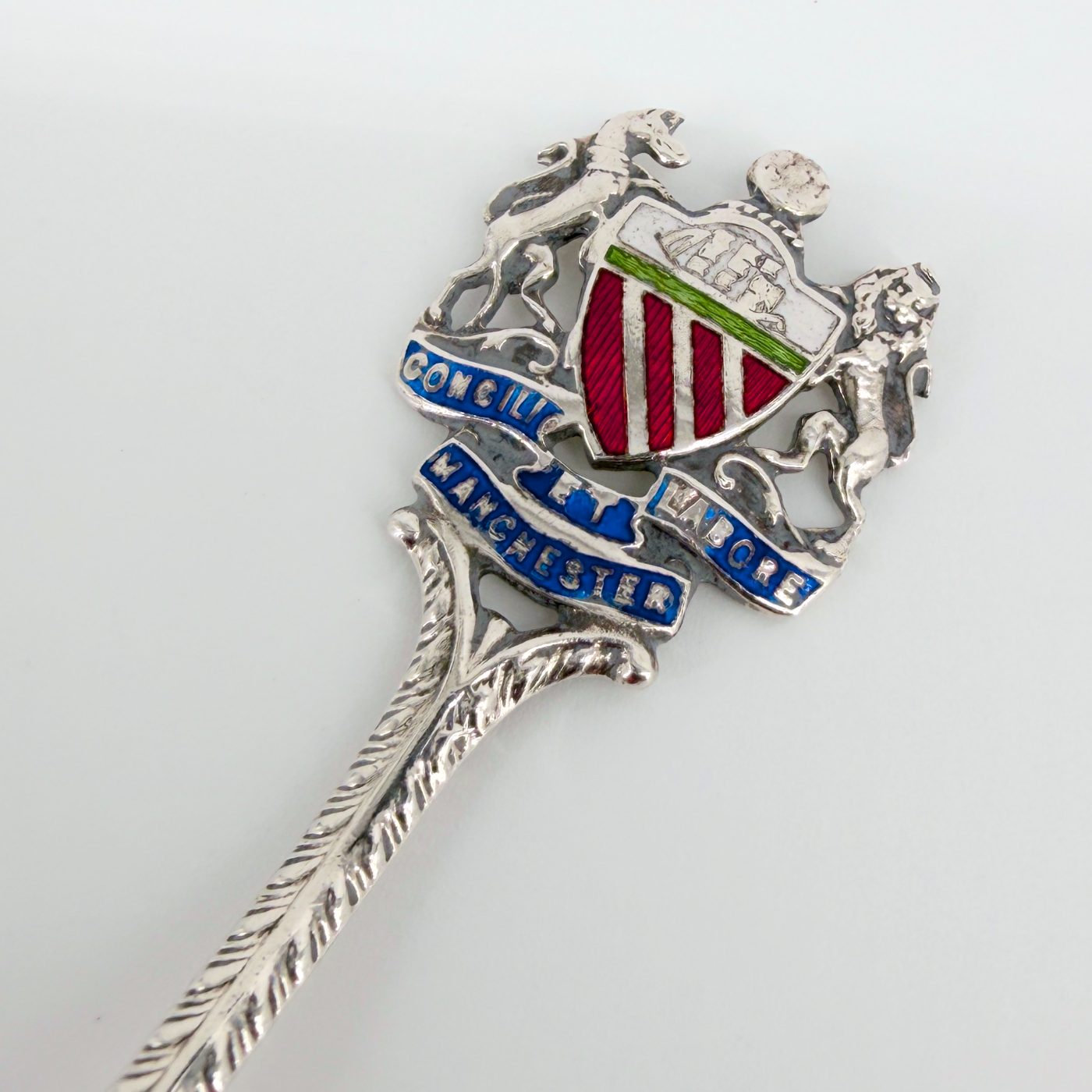 Sterling Silver Manchester Souvenir Tea Spoon, Birmingham 1945, Sydney & Co. - image 4