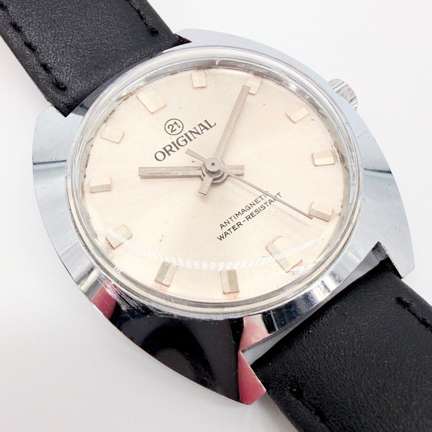 21 Original Vintage Swiss Manual Wind Wristwatch – c.1970s – Working