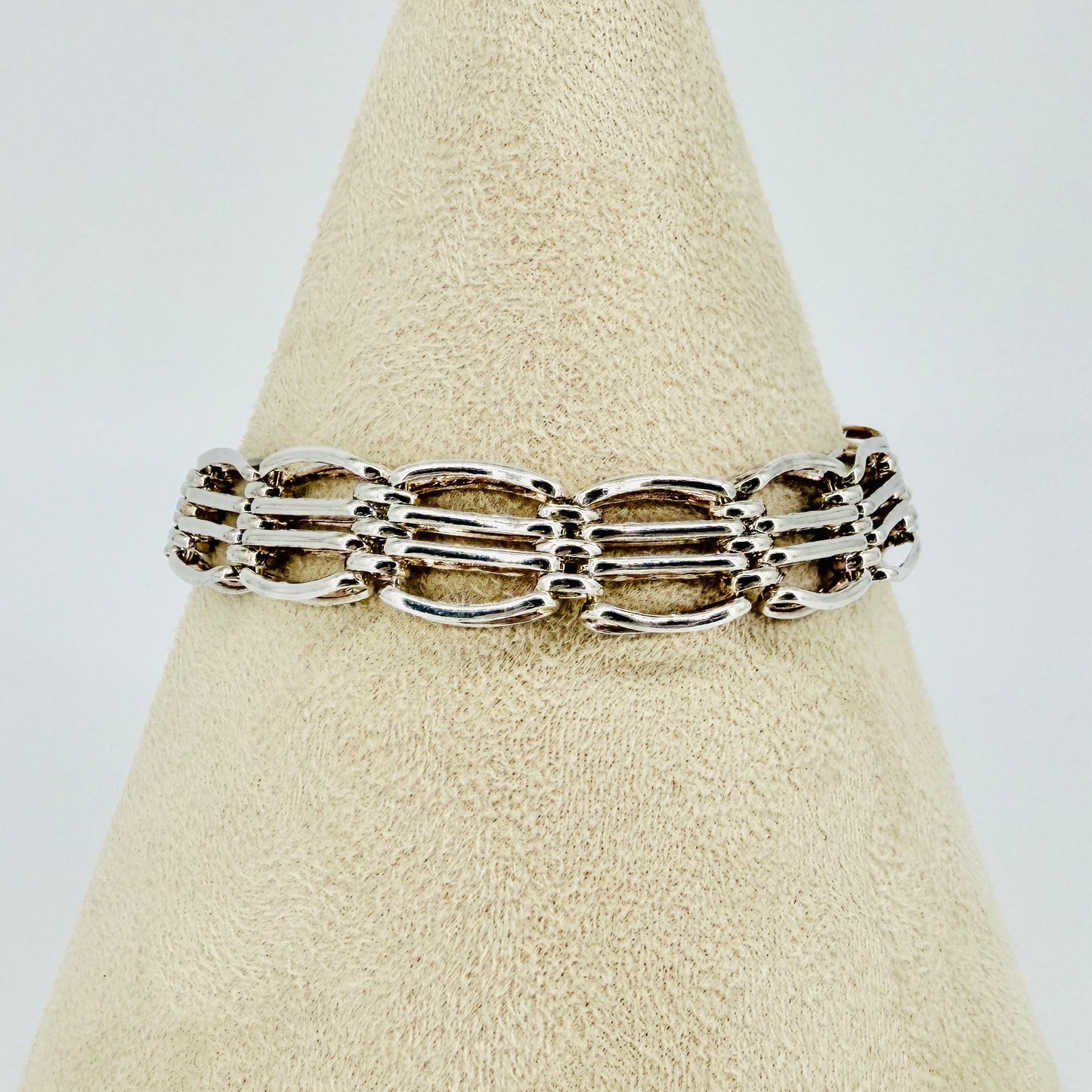 Vintage Sterling Silver Gate Link Bracelet - Heart Padlock - Hallmarked