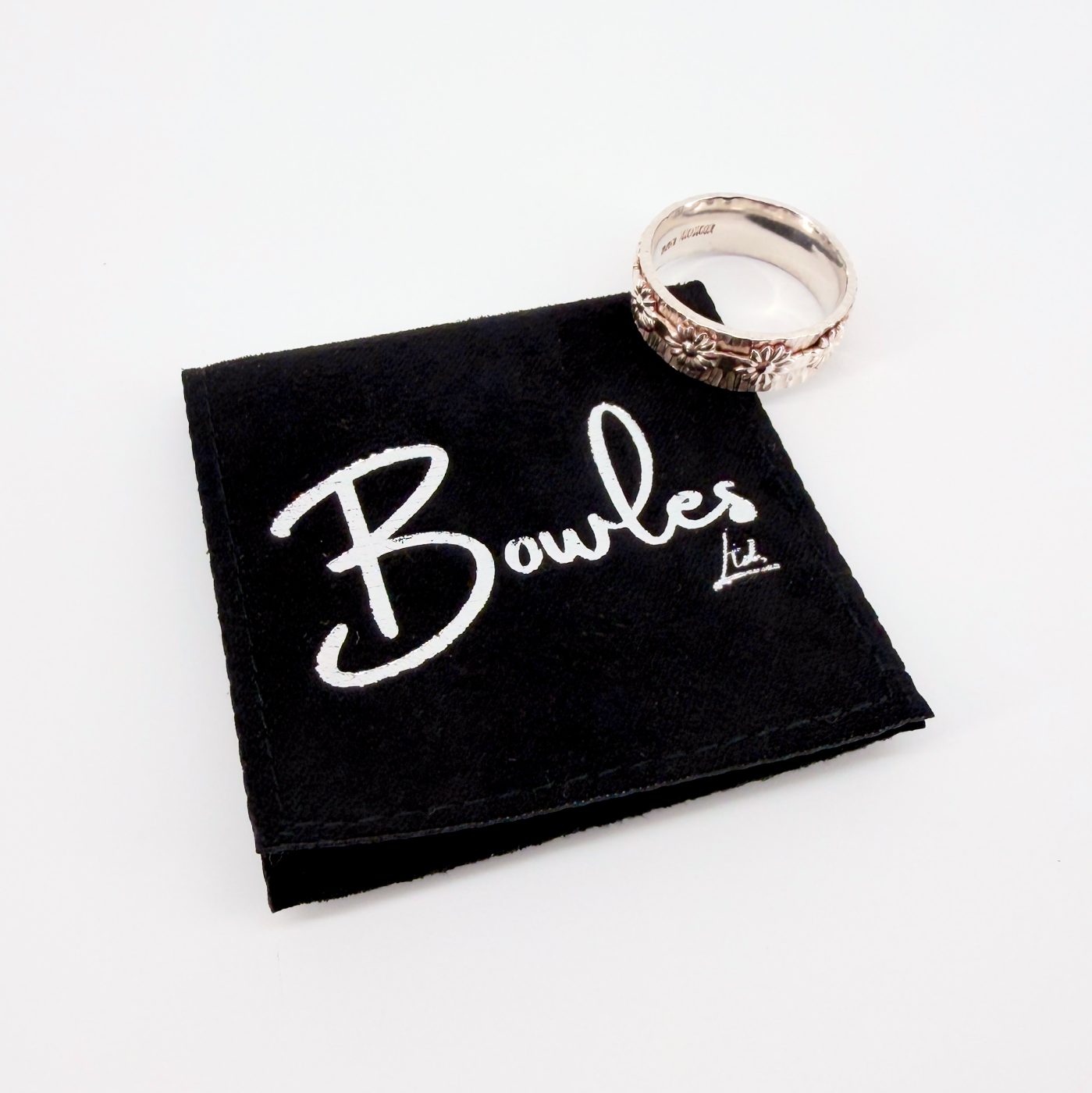 Vintage 1969 Birmingham Sterling Silver Flower Band Ring – Size T 1/2 - image 1