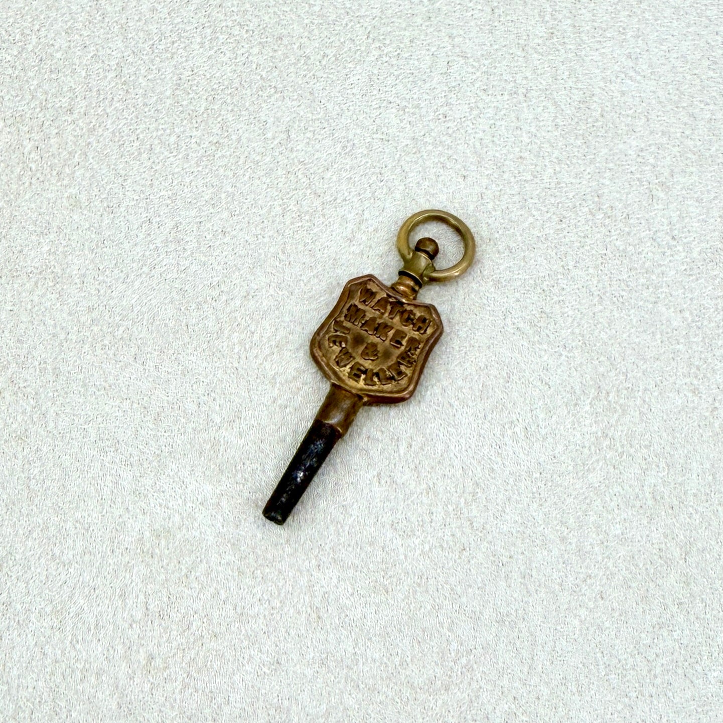 Antique Advertising Pocket Watch Winding Key – W E Munn – 1.5mm