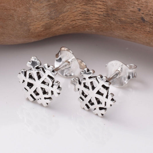 Brand New 925 Sterling Silver Snowflake Stud Earrings