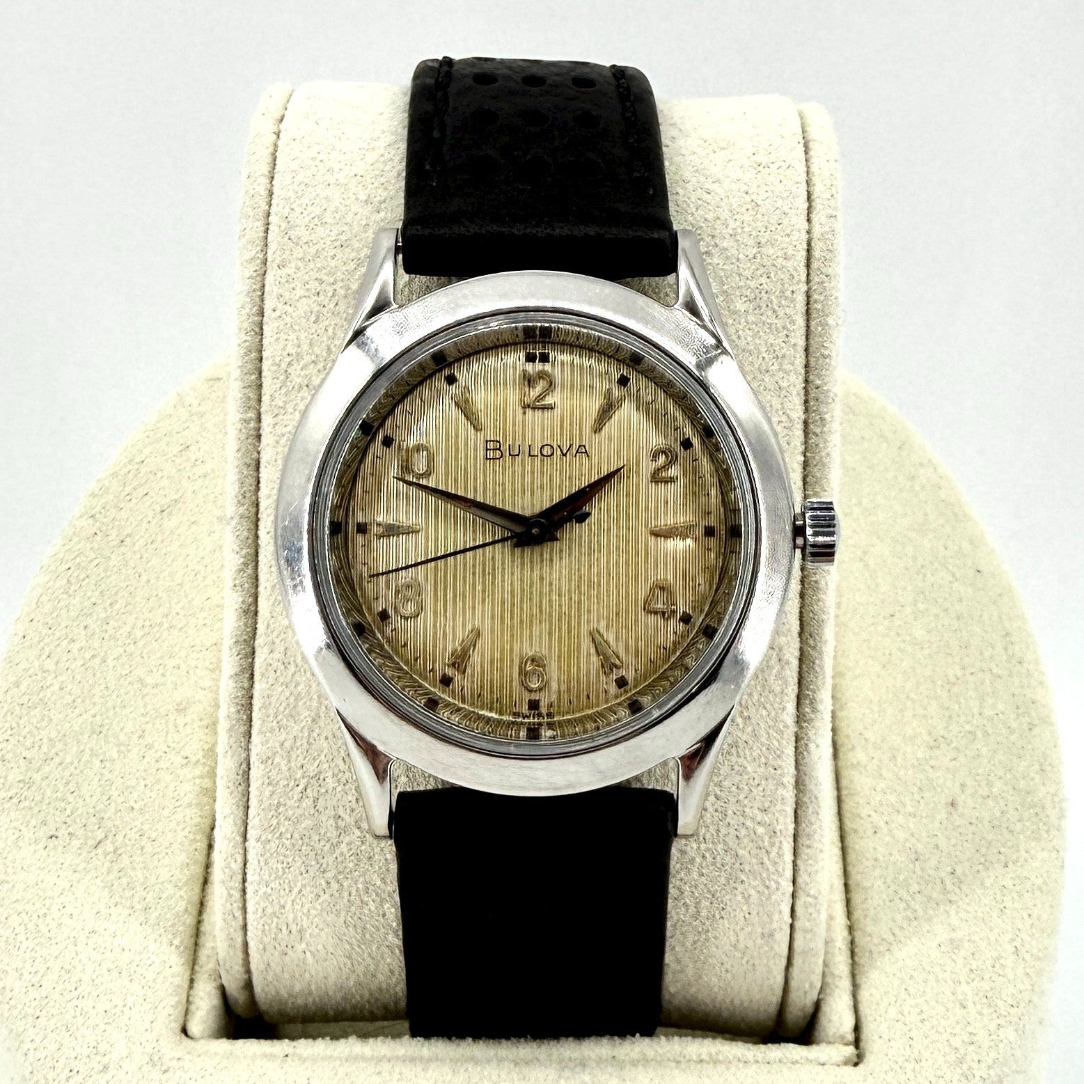 Vintage Bulova Manual Wind Wristwatch – 10BUC – c.1950s – Working