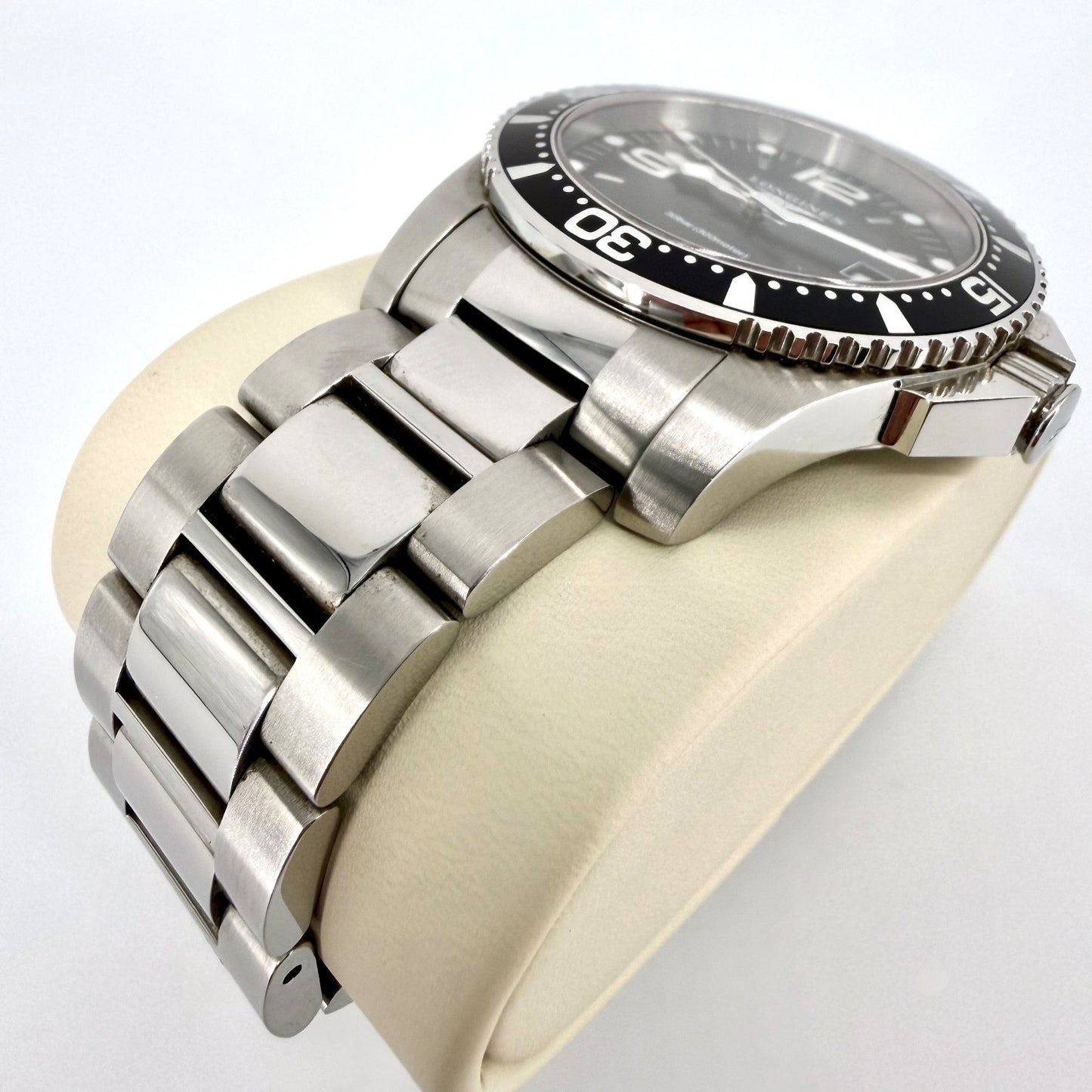 Longines HydroConquest Quartz Diver Watch - L3.740.4.56.6 - Box & Papers