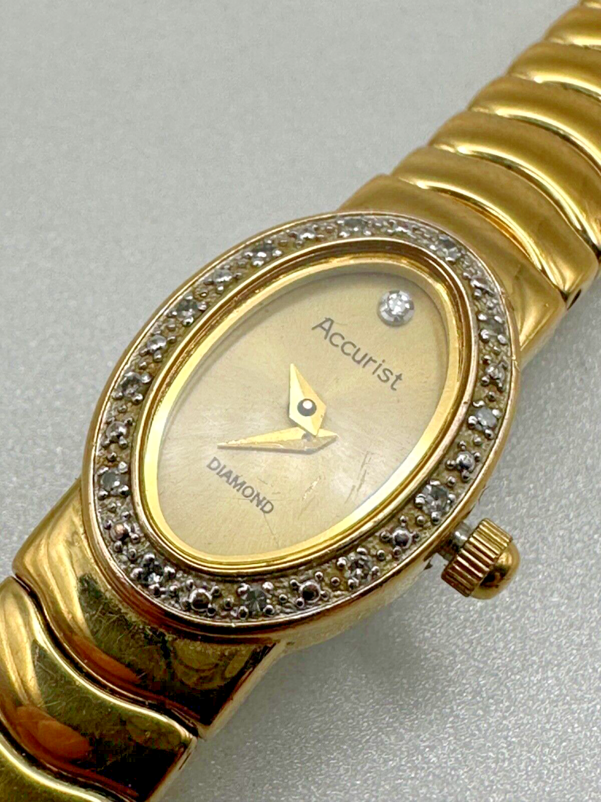 Accurist Diamond Ladies Wristwatch (Model LB 030G) for Spares or Repair