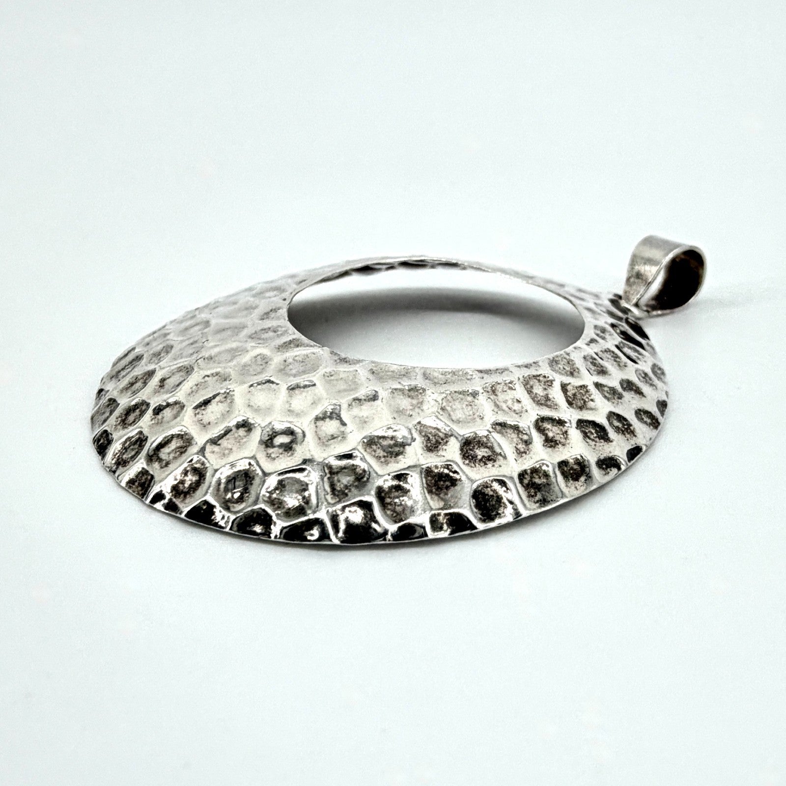 Sterling Silver Hammered Open Circle Pendant – 925 – Modern Design