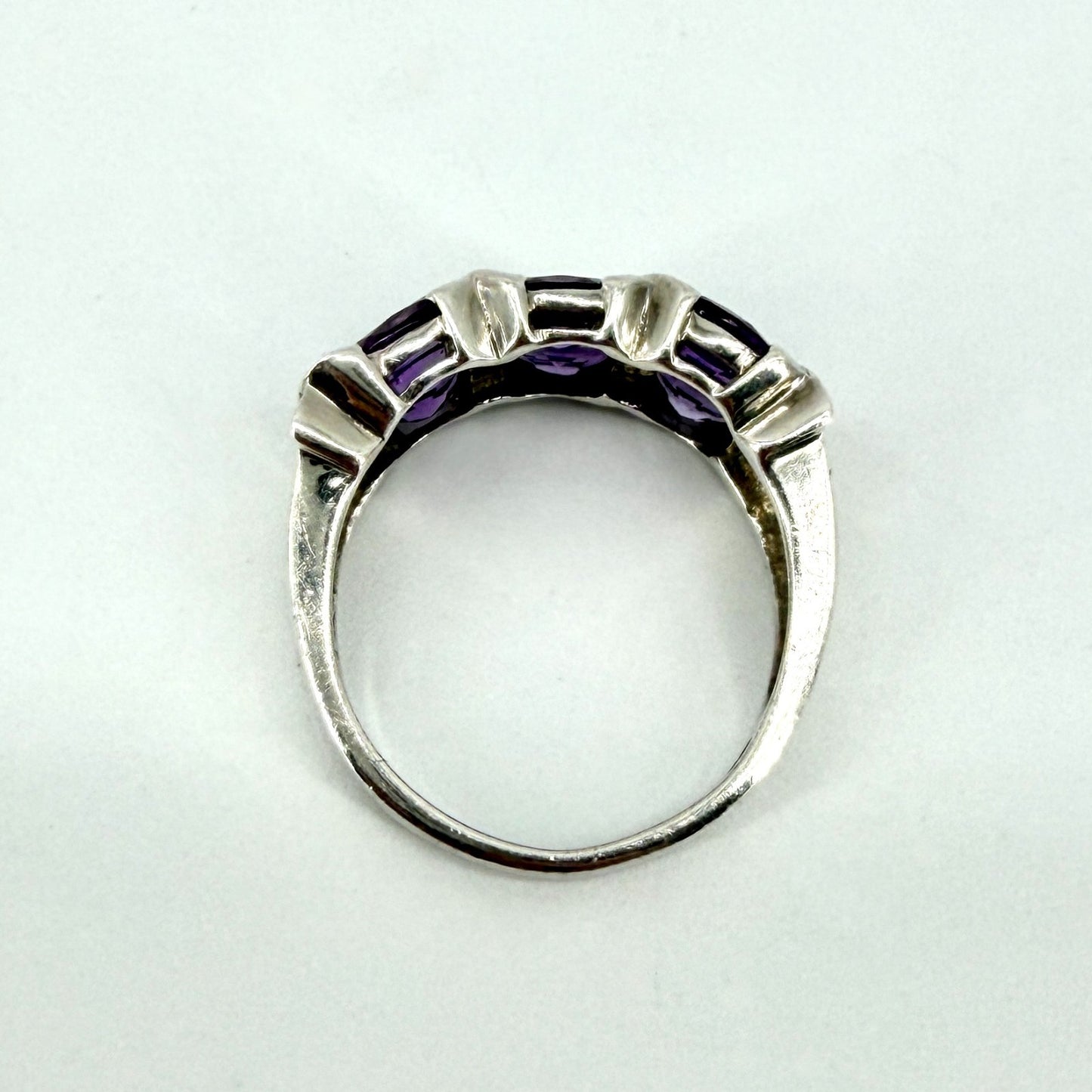 Vintage 925 Sterling Silver Amethyst Ring – UK Size O – 6 Stone Setting