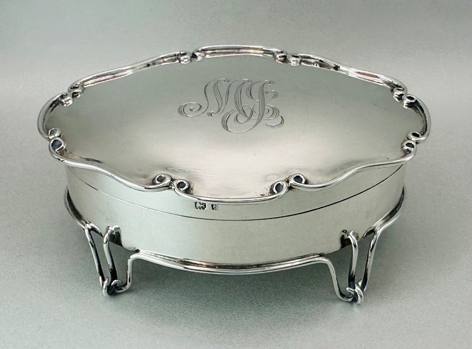 Antique Solid Silver Ring Box by William Aitken - Birmingham 1906