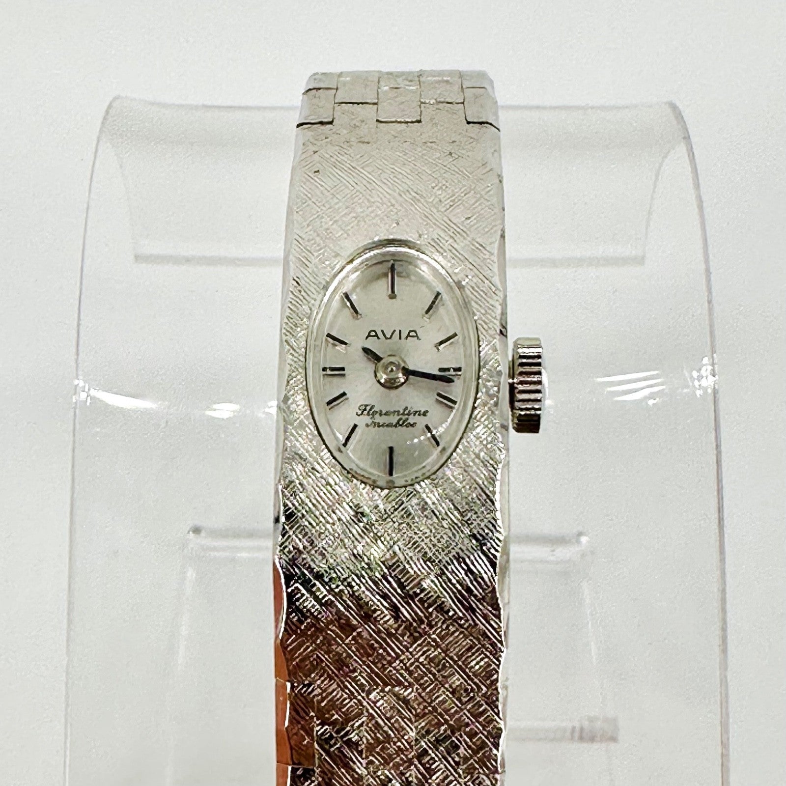 Vintage Ladies Avia Wristwatch – Swiss Made, 17 Jewels, Hand-Wind - FHF 59-21