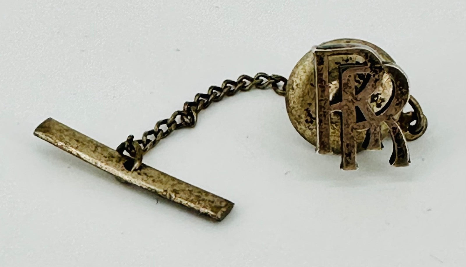 Vintage Rolls-Royce Pin Badge – RR Logo with Chain & Bar