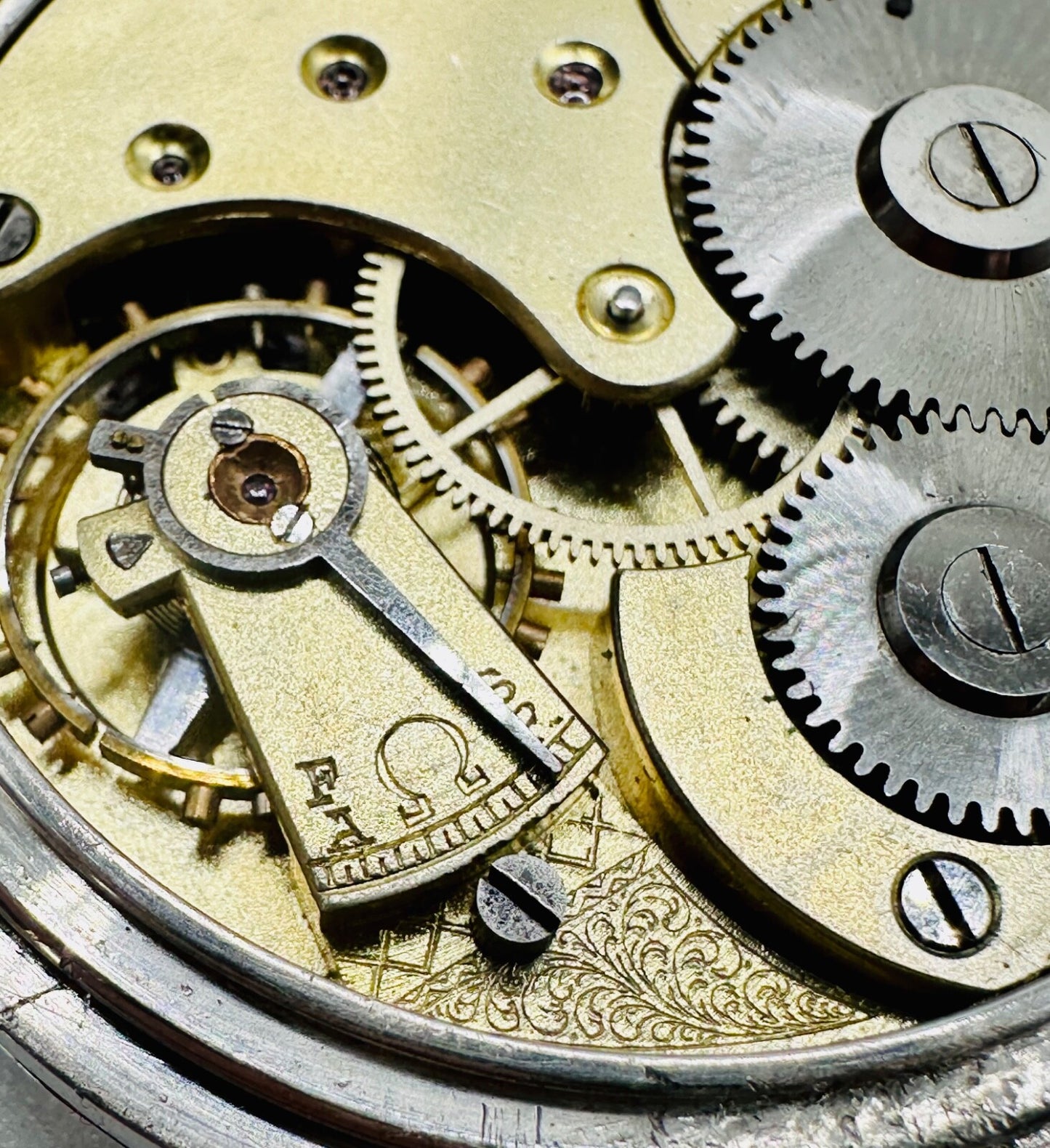 Antique Omega 935 Silver Pocket Watch (1894-1899) – Good Working Condition