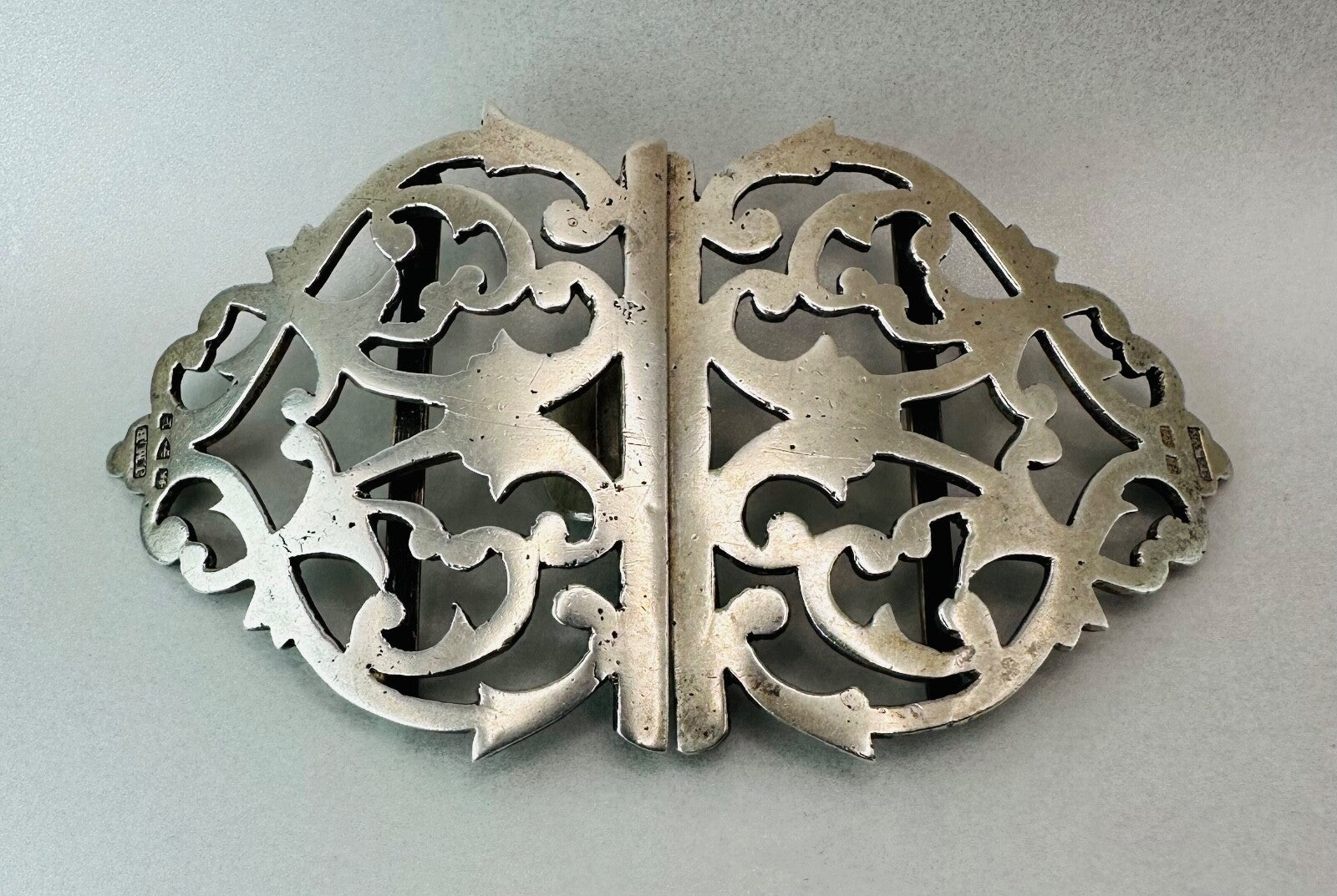 Antique Solid Silver Belt Buckle – Chester 1898 by John Millward Banks