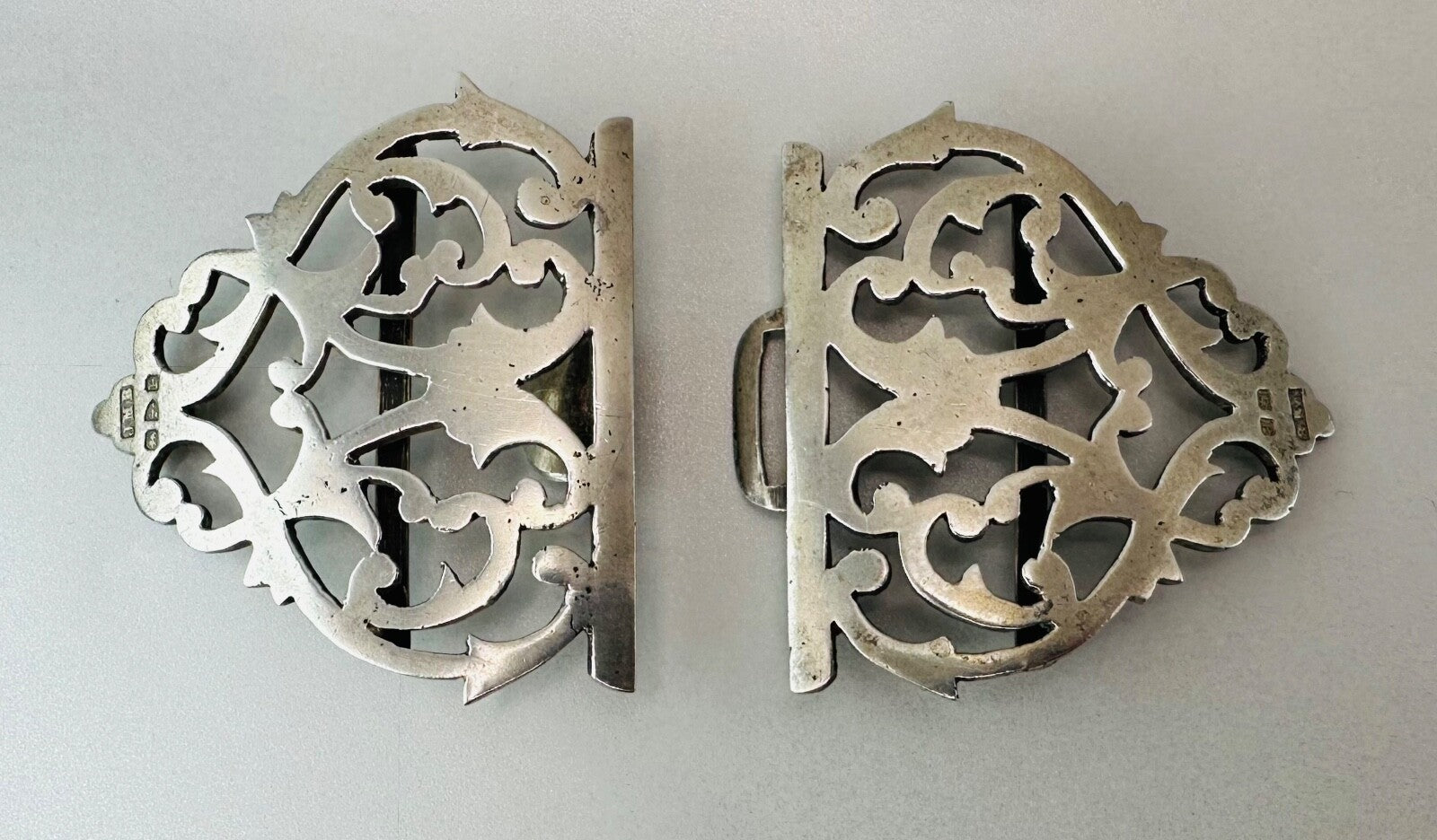 Antique Solid Silver Belt Buckle – Chester 1898 by John Millward Banks