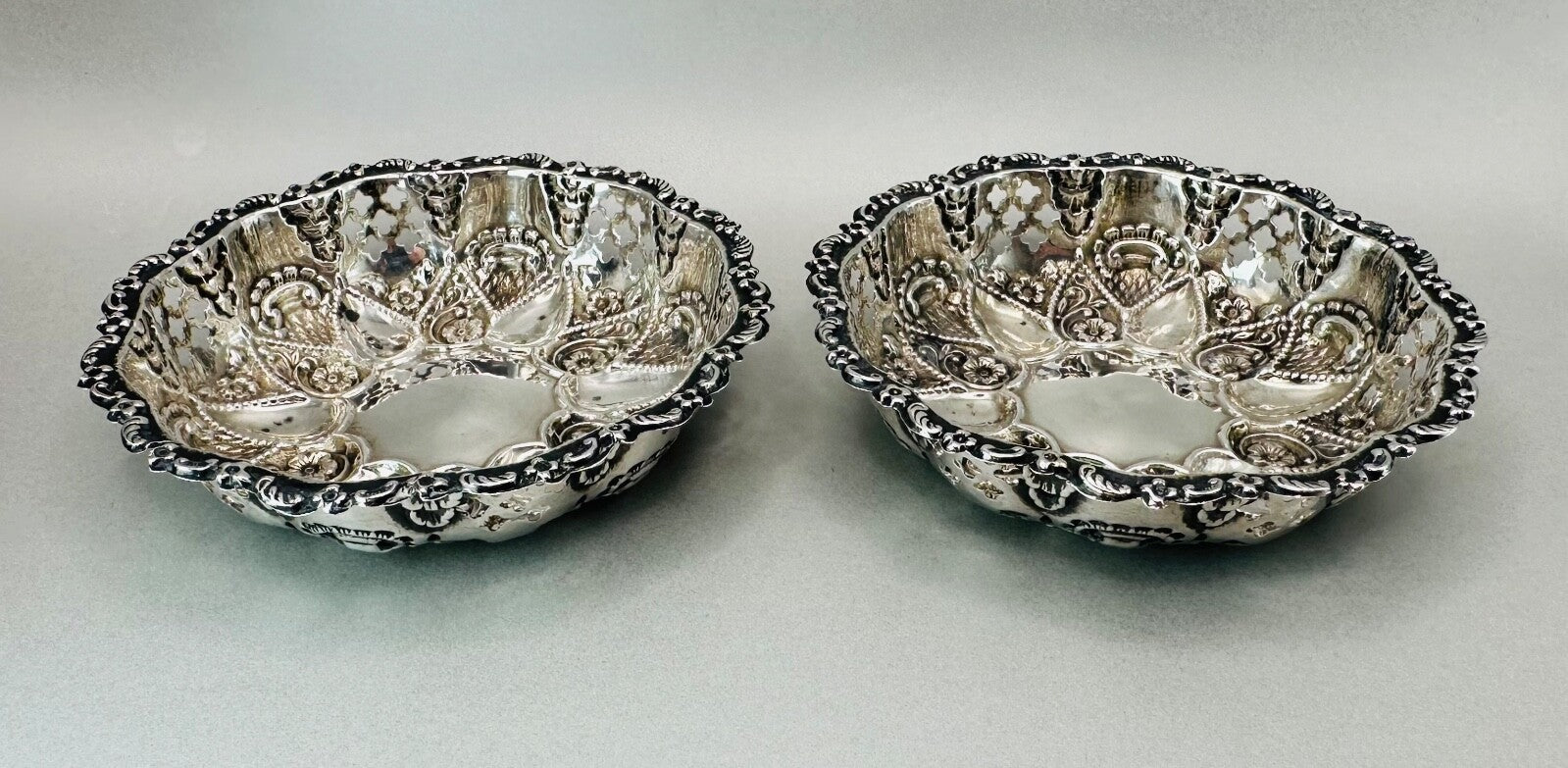 Pair of Antique Silver Trinket Dishes - Birmingham 1901 by William Devenport