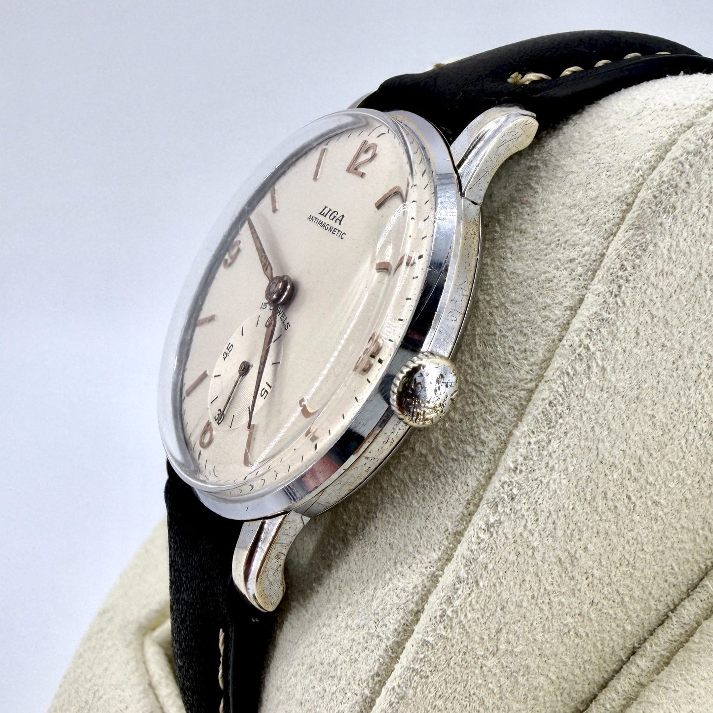 Vintage LIGA Antimagnetic Swiss Mechanical Watch – AS 1002/984 – c.1940s