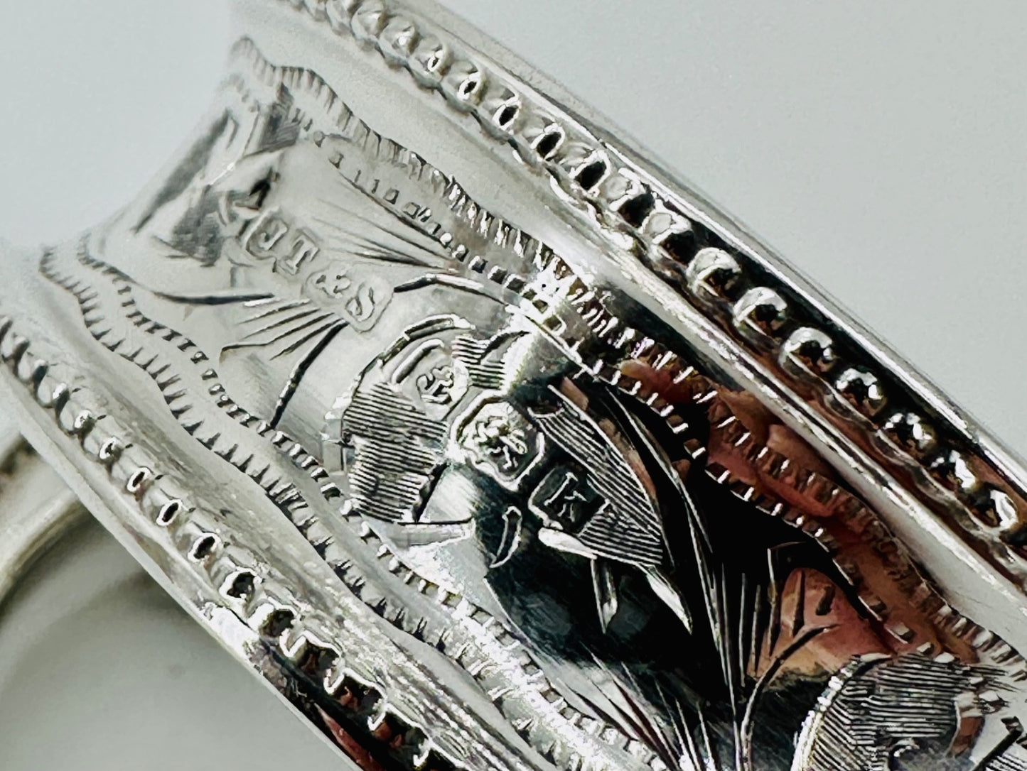 Antique Boxed Pair of Silver Napkin Rings – Chester 1908 & Birmingham 1909