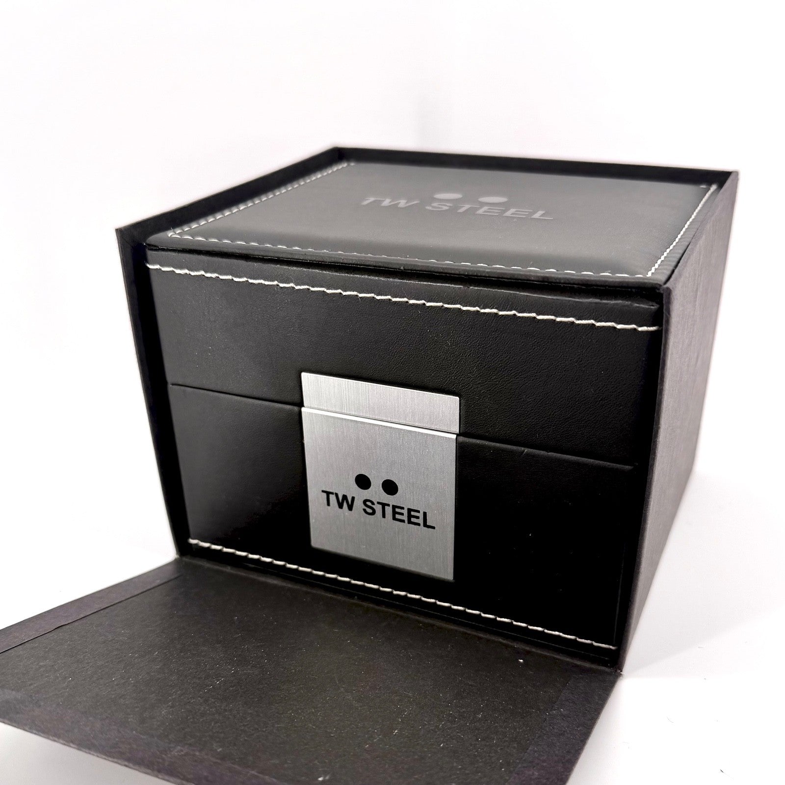 TW Steel CB6 Automatic Men’s Watch – Boxed – Excellent Working Order