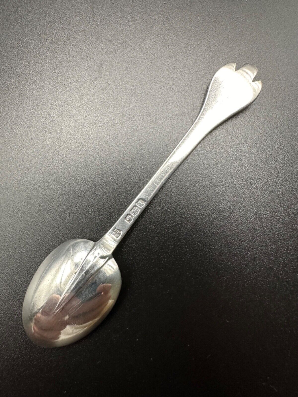 Antique Silver Teaspoon - Sheffield 1928 Thomas Bradbury & Sons