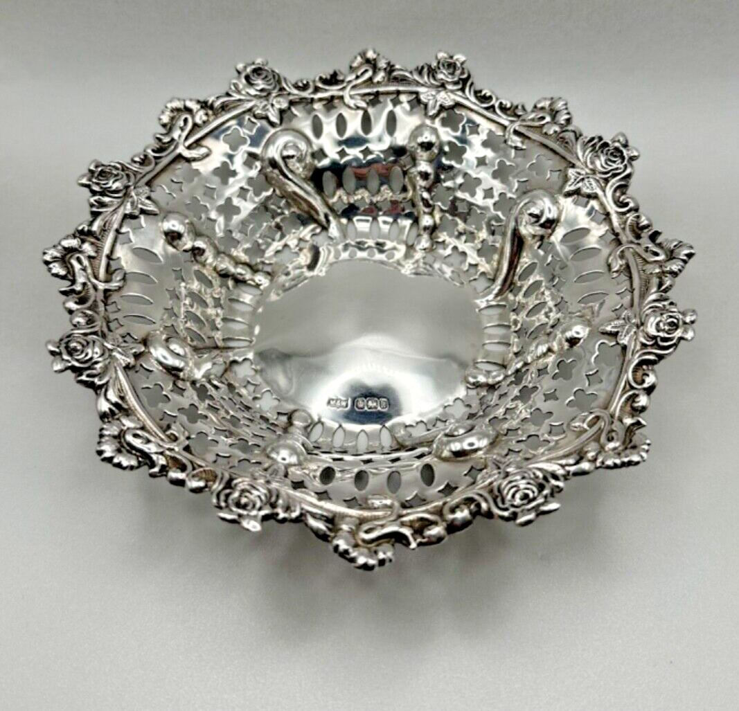 Mappin & Webb Pierced Solid Silver Bowl – Sheffield 1902 - Mint Condition - 154g