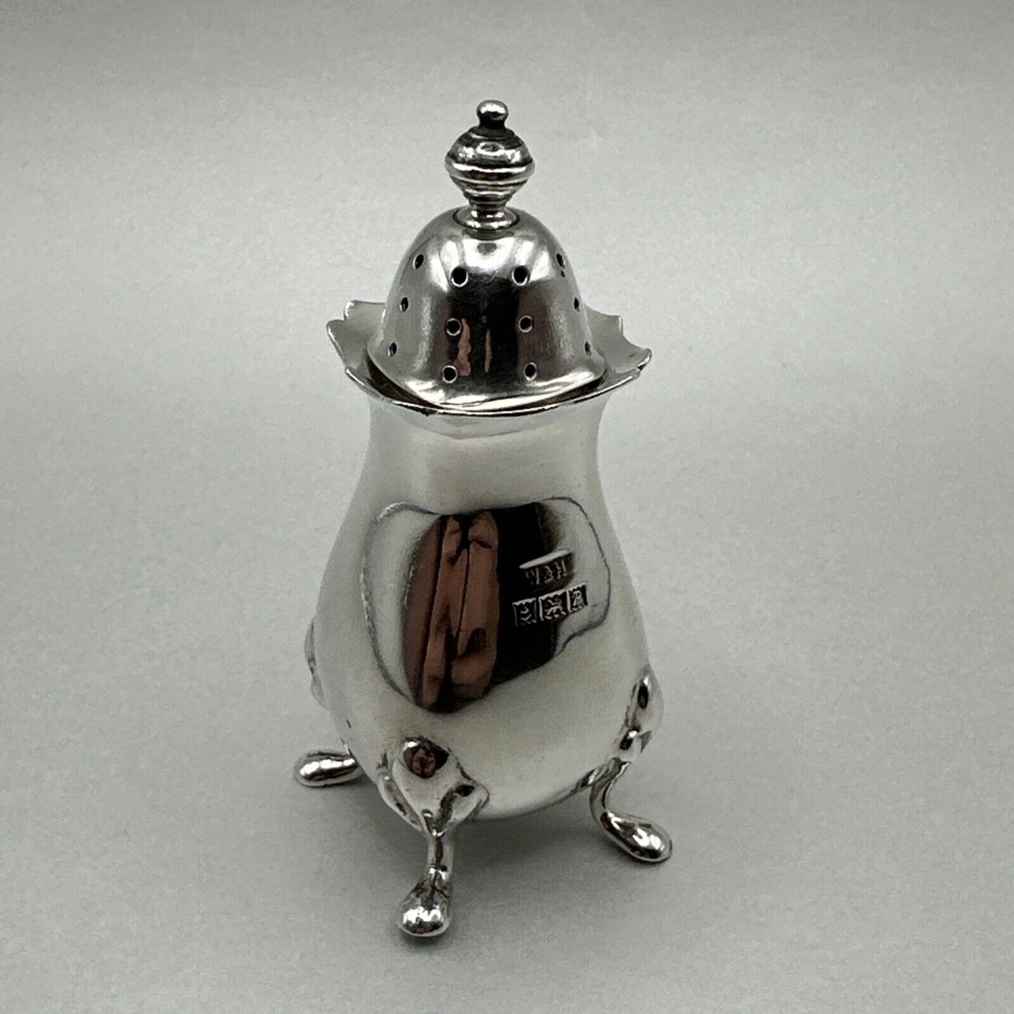 Vintage Silver Pepper Pot - Birmingham 1964 Walker & Hall