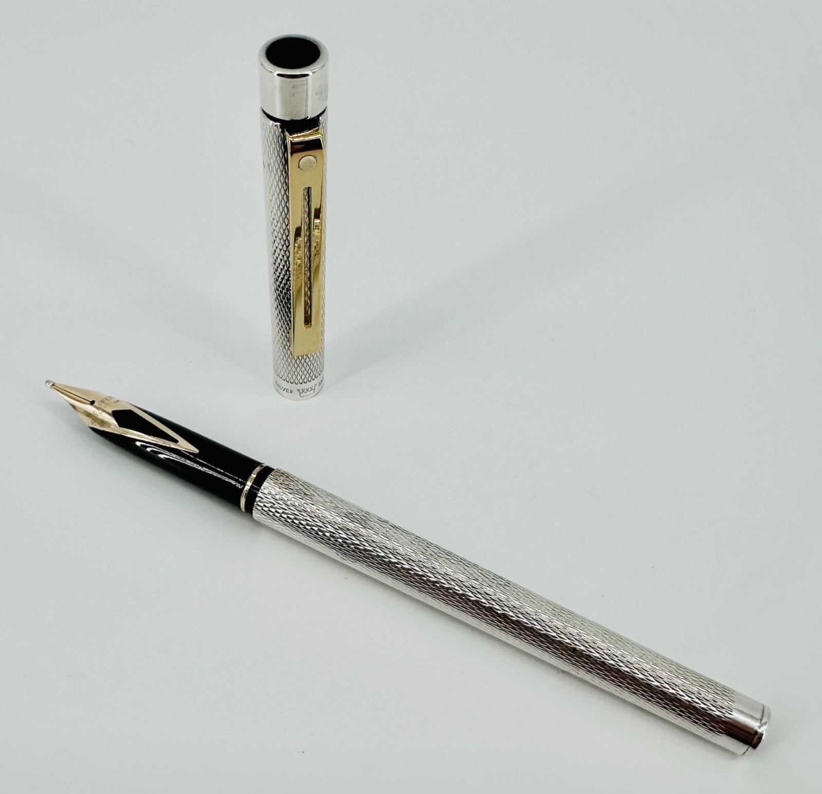 Vintage Sheaffer Targa Sterling Silver Fountain Pen, 14k Gold Nib, Australia