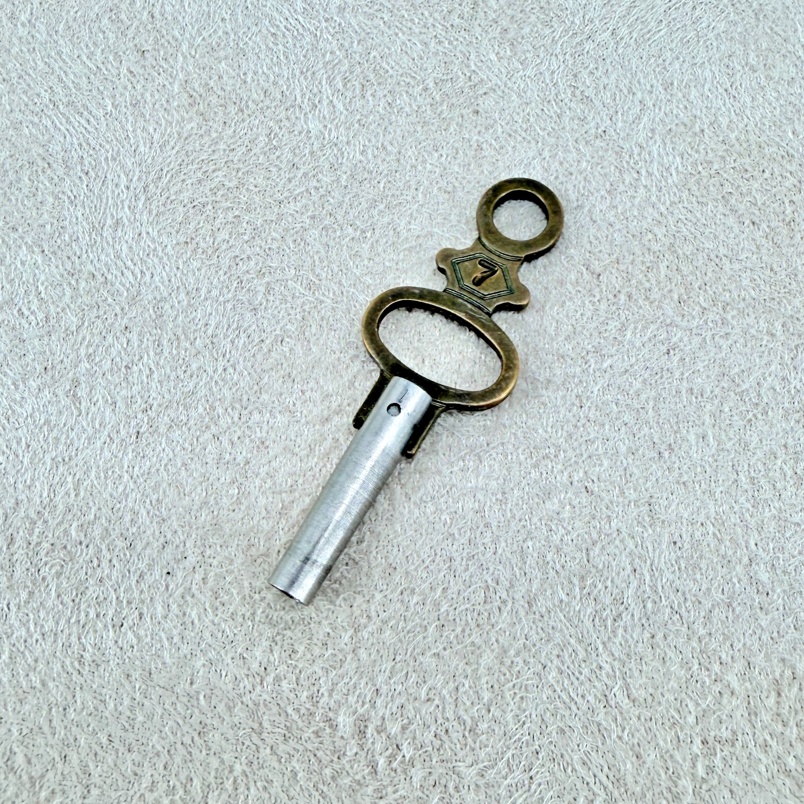 Antique Pocket Watch Winding Key – 1.7mm Square