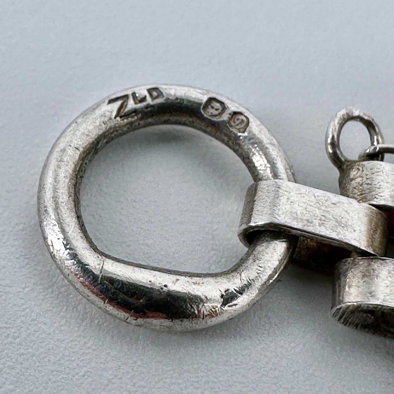 Vintage Sterling Silver Gate Link Heart Bracelet – Hallmarked London 1978