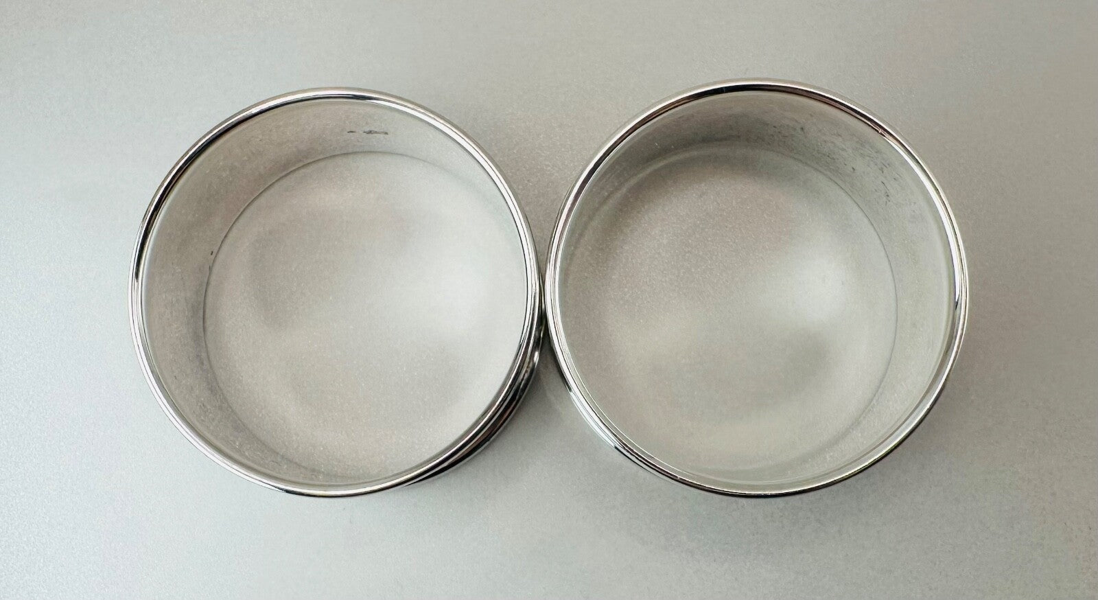 Antique Pair of Silver Napkin Rings - Boxed London 1934 - Robert Pringle & Sons