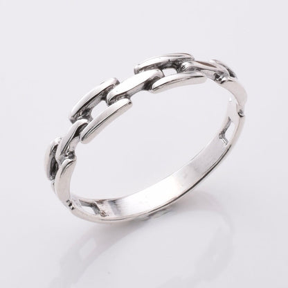 Brand New 925 Sterling Silver Link Ring - Timeless and Elegant