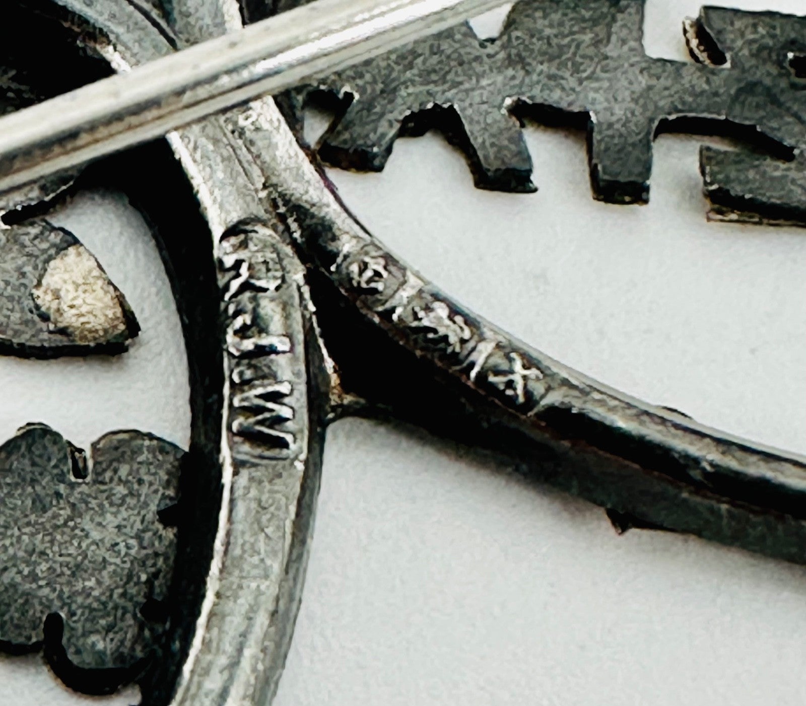 Antique Silver Mizpah Brooch – Birmingham 1922, Richard John Wakefield