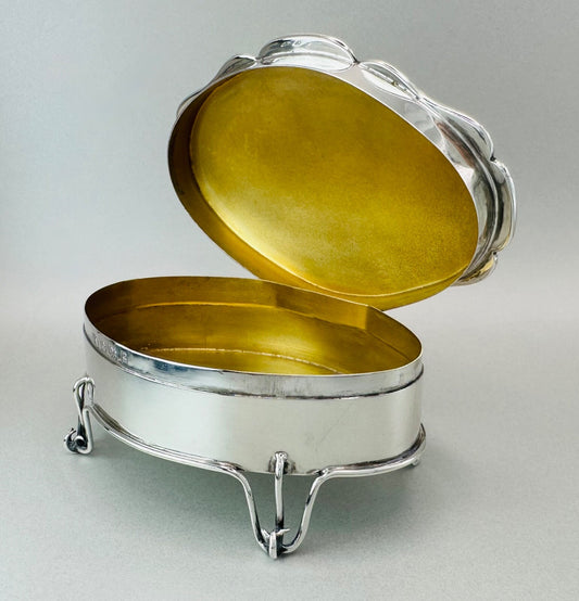 Antique Solid Silver Ring Box by William Aitken - Birmingham 1906