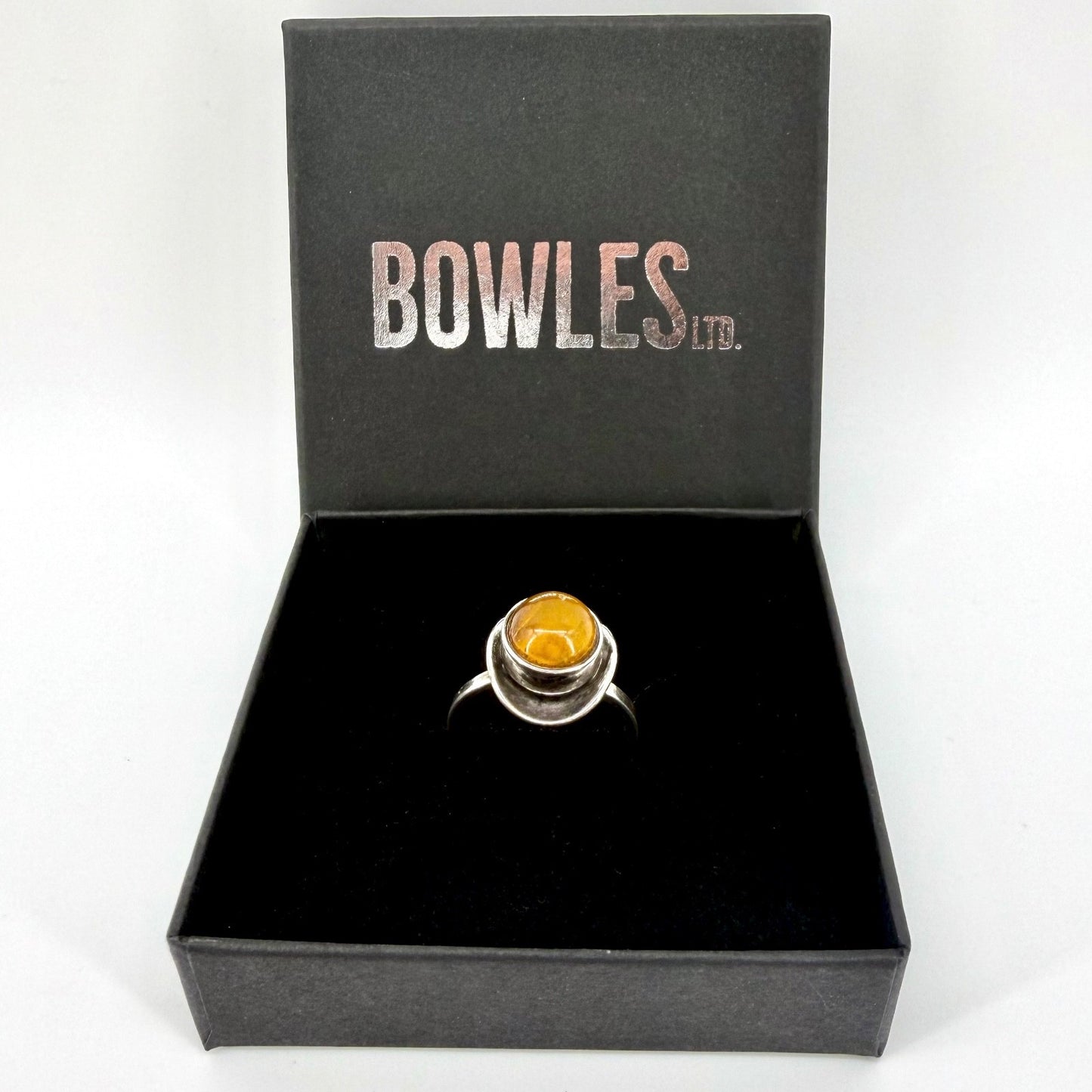 Vintage Polish Silver & Amber Ring – Modernist Design – Size N½
