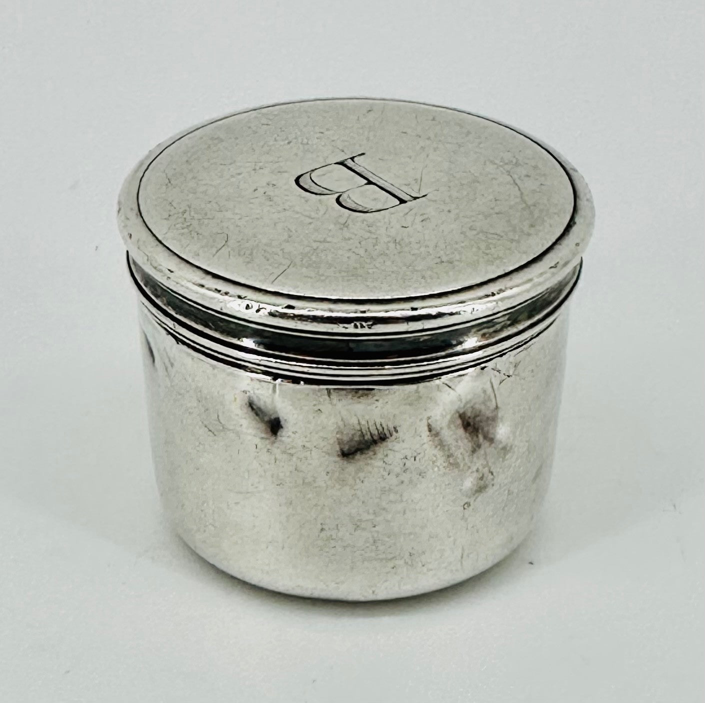 Antique Solid Silver Holy Oil Stock – Birmingham 1908 R & T.W. – Screw Lid
