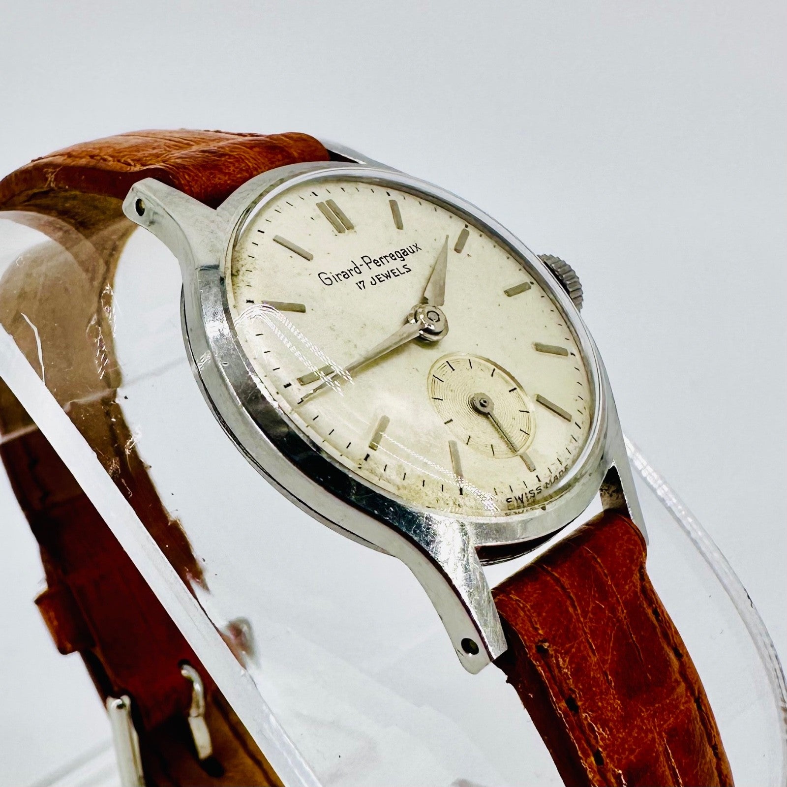 Vintage Girard-Perregaux Ladies Watch – Manual Wind 17J Swiss - C.1960's