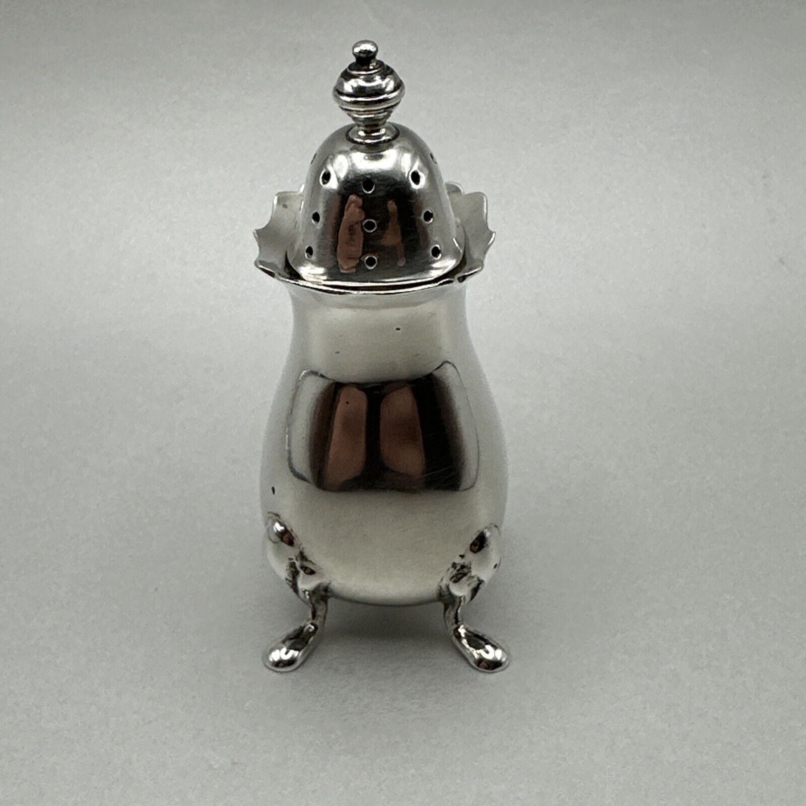 Vintage Silver Pepper Pot - Birmingham 1964 Walker & Hall