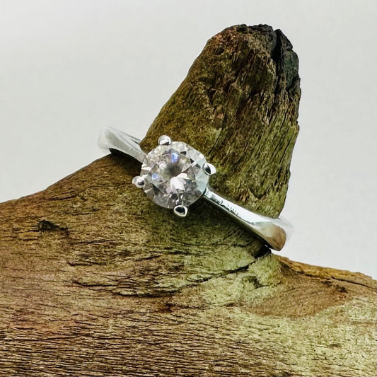 Vintage Silver Ring with Sparkling Clear Stone - Size Q½ - Stamped 925