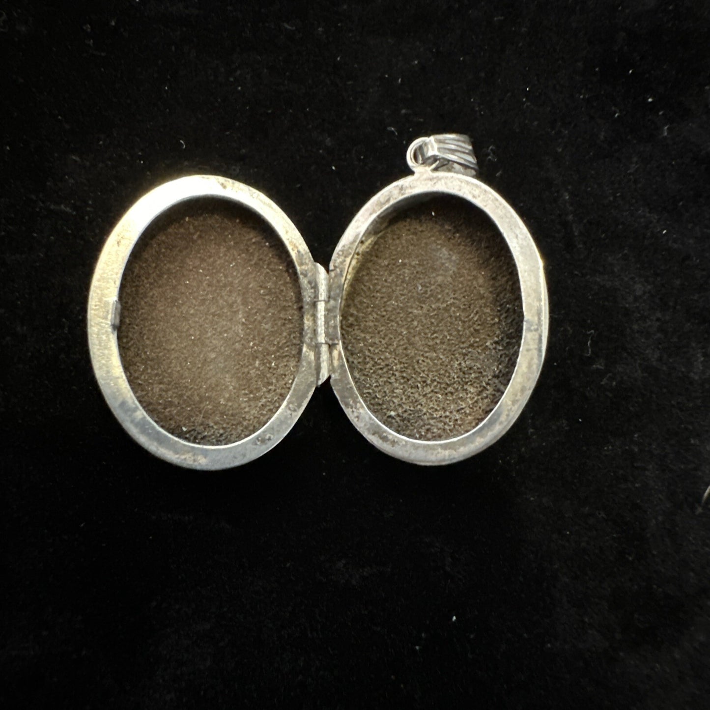 Vintage Silver Locket Pendant - Birmingham 1989 Zales Jewellers